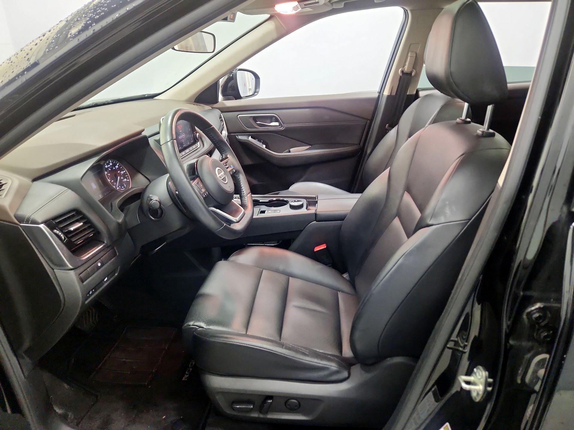 Thumbnail: 2021 Nissan Rogue - 11