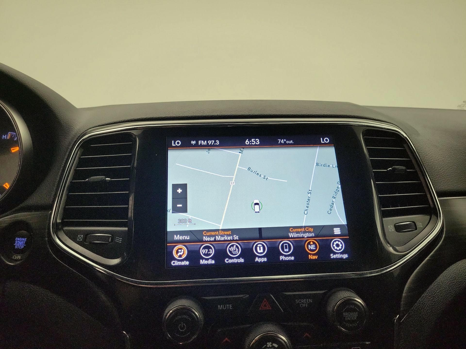 Thumbnail: 2020 Jeep Grand Cherokee - 14