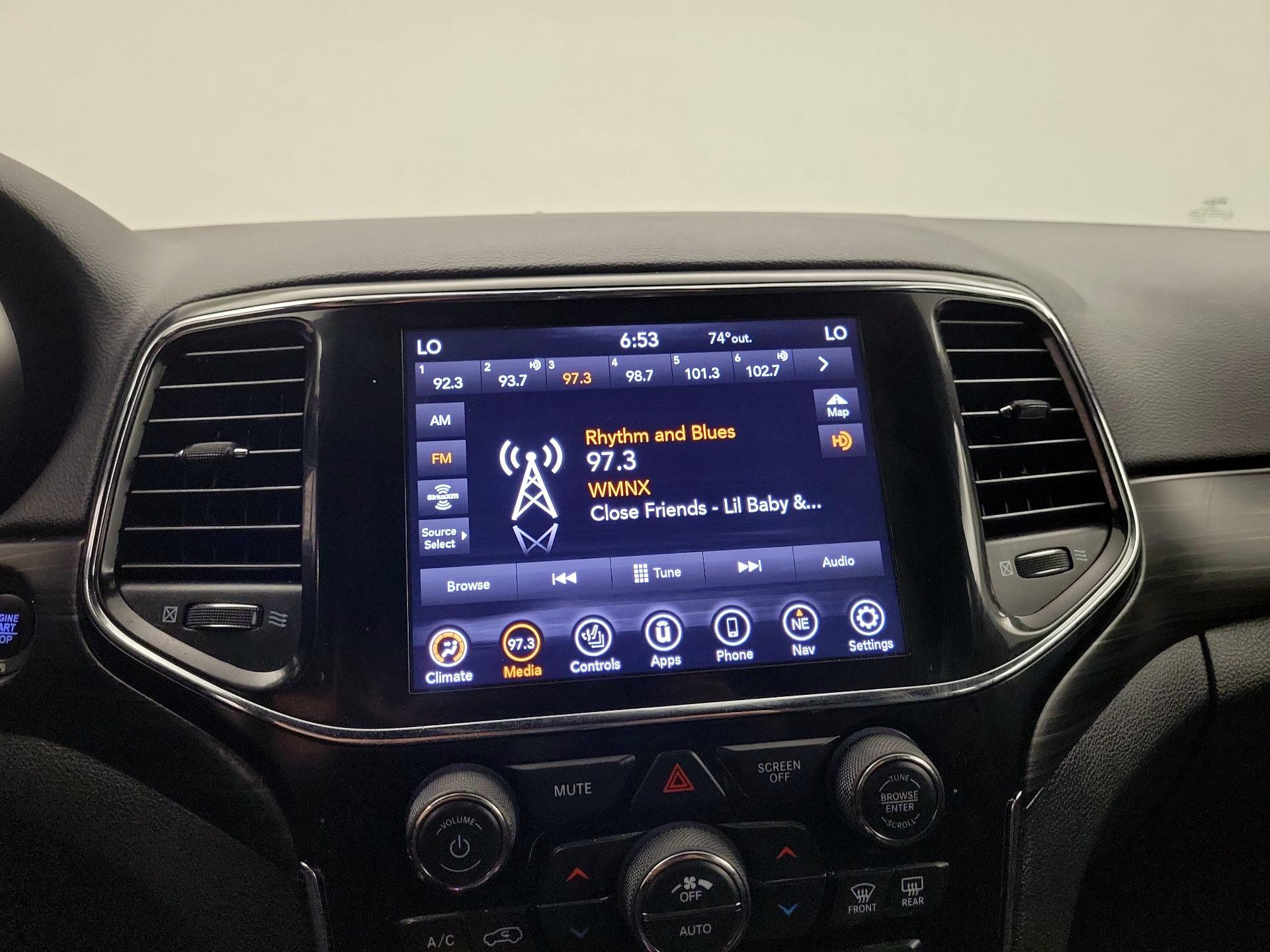 Thumbnail: 2020 Jeep Grand Cherokee - 16