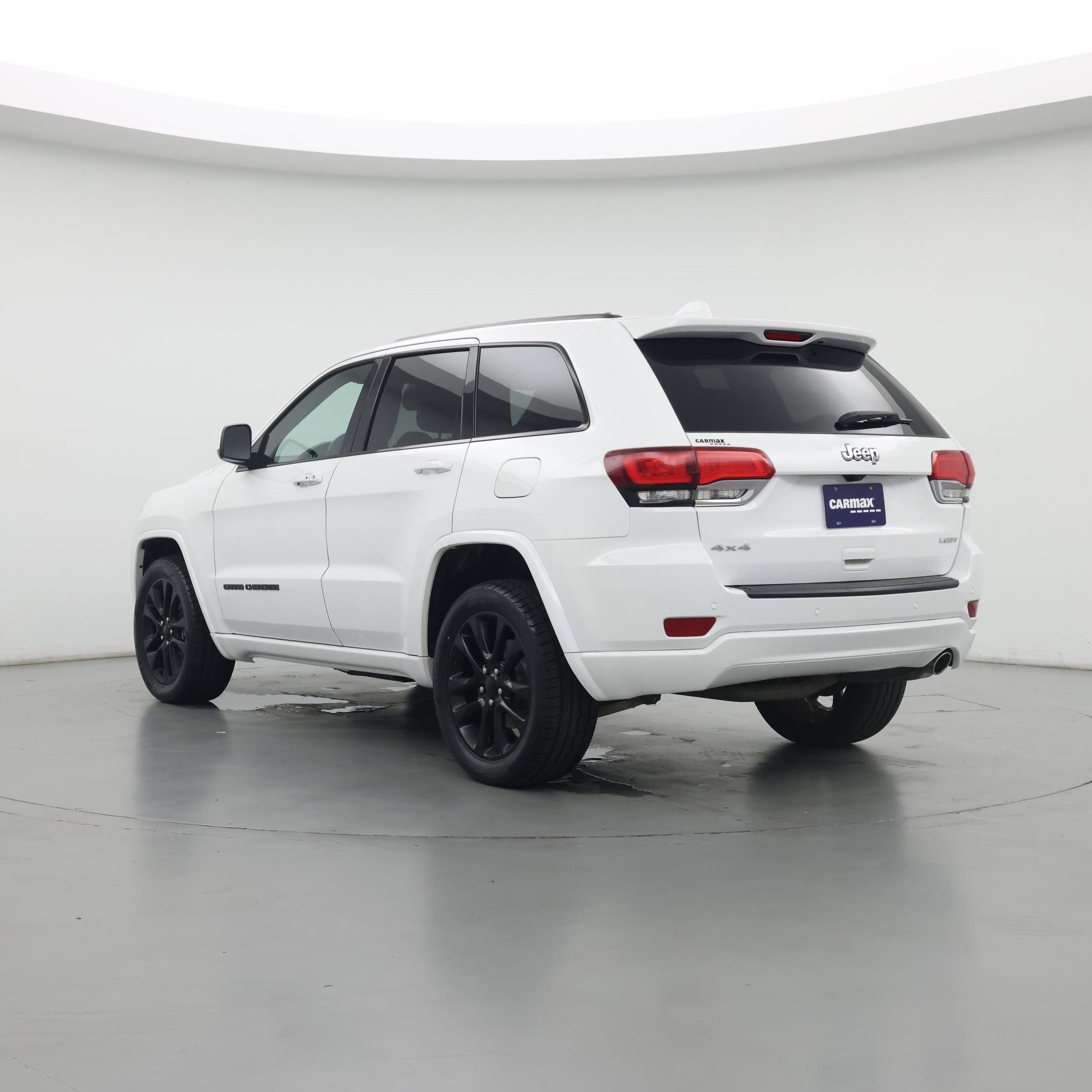 Thumbnail: 2020 Jeep Grand Cherokee - 2