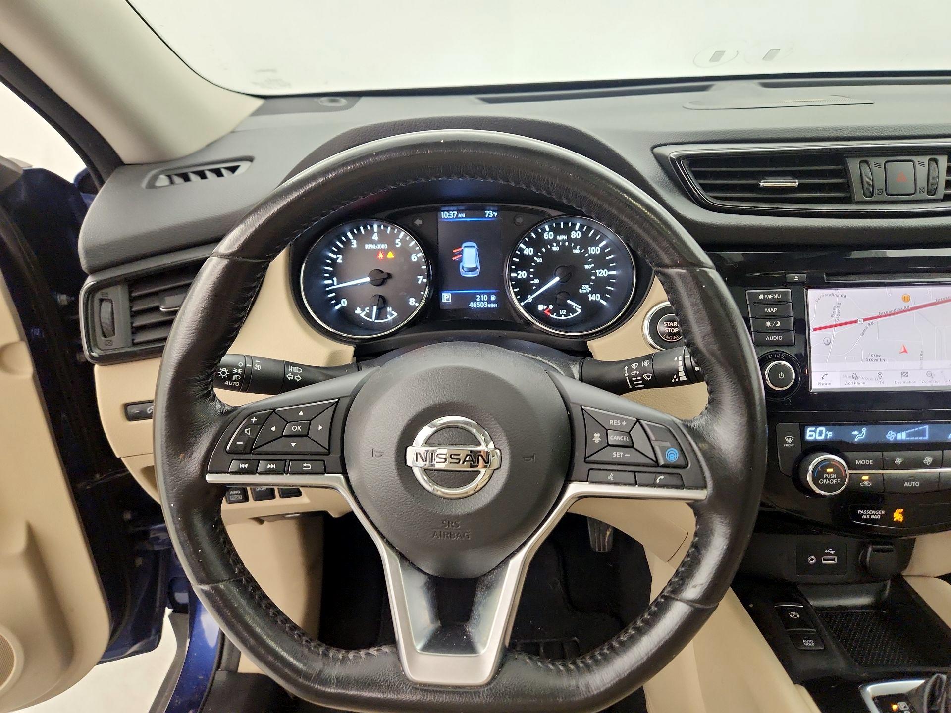 Thumbnail: 2020 Nissan Rogue - 10