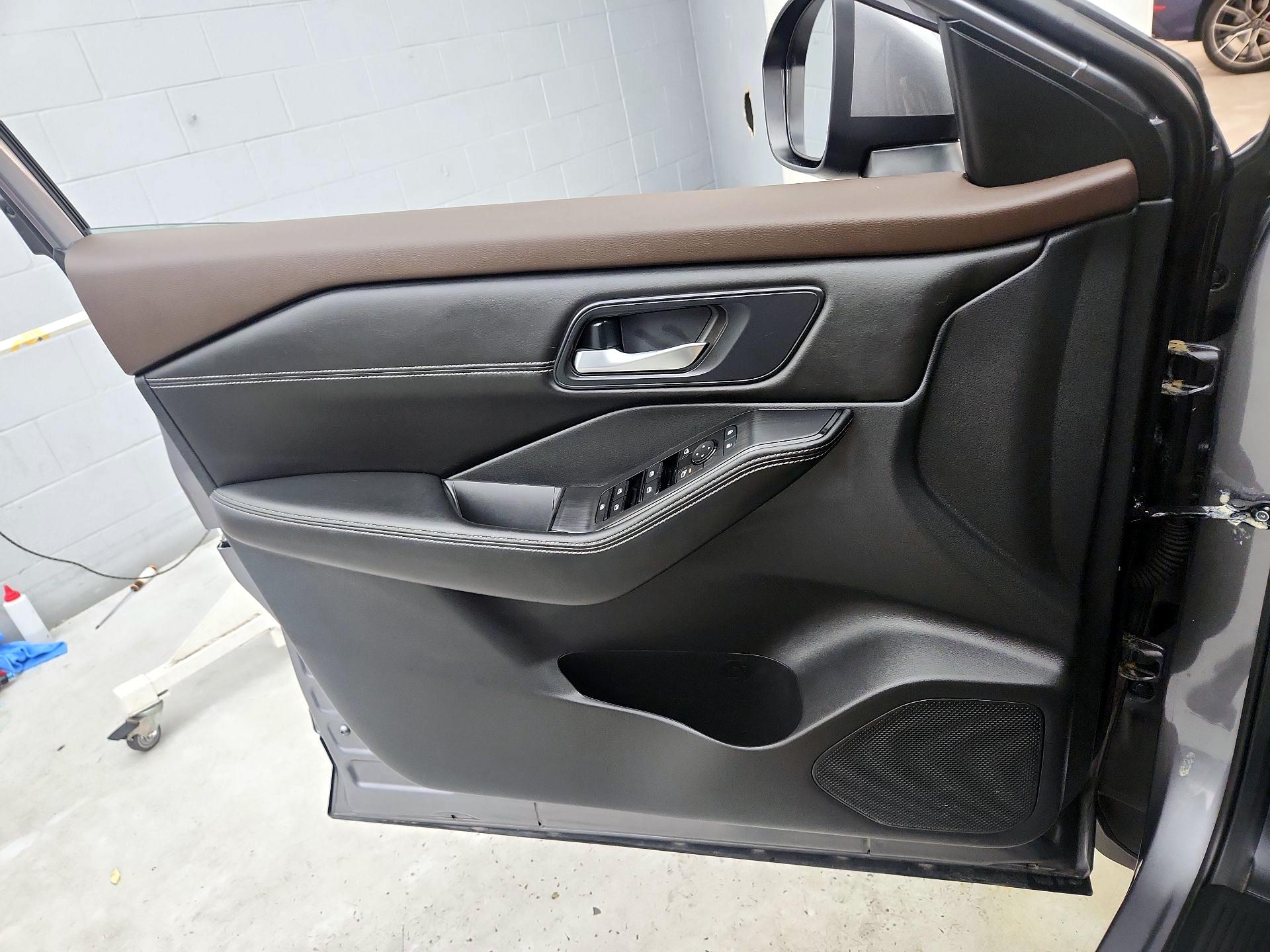 Thumbnail: 2022 Nissan Rogue - 12