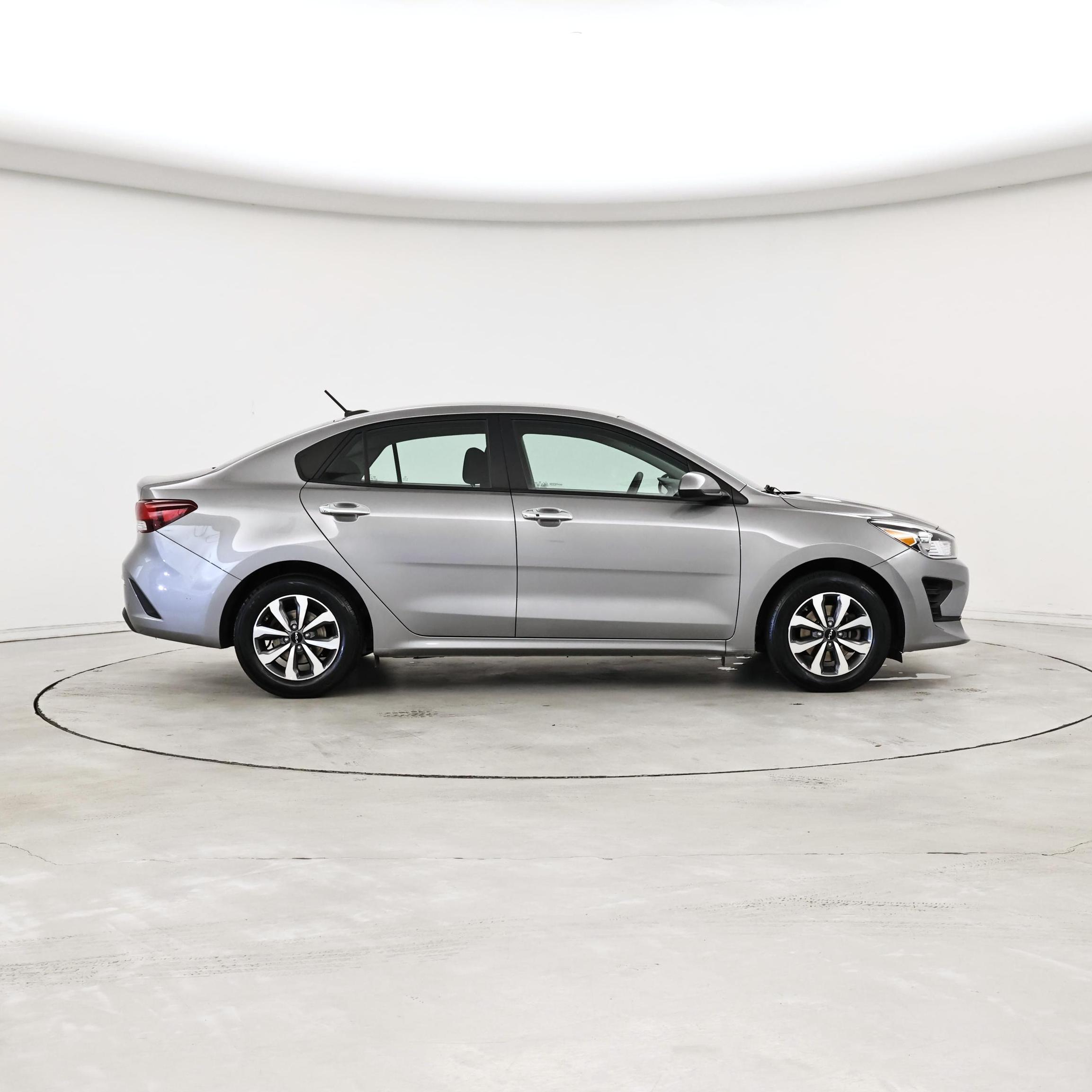Thumbnail: 2022 Kia Rio - 7