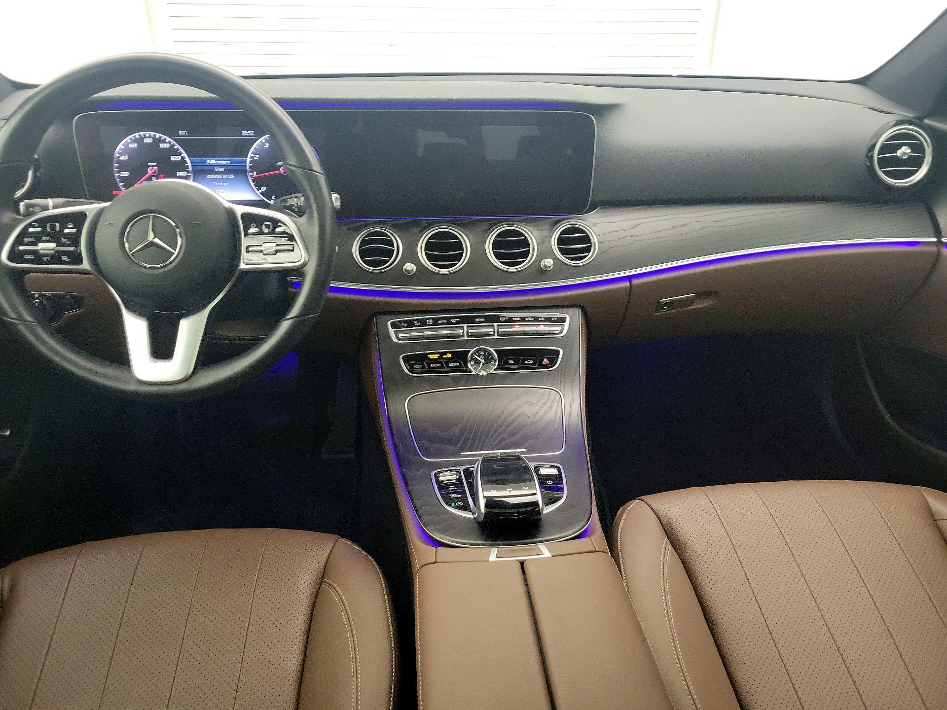 Thumbnail: 2020 Mercedes-Benz E-Class - 9