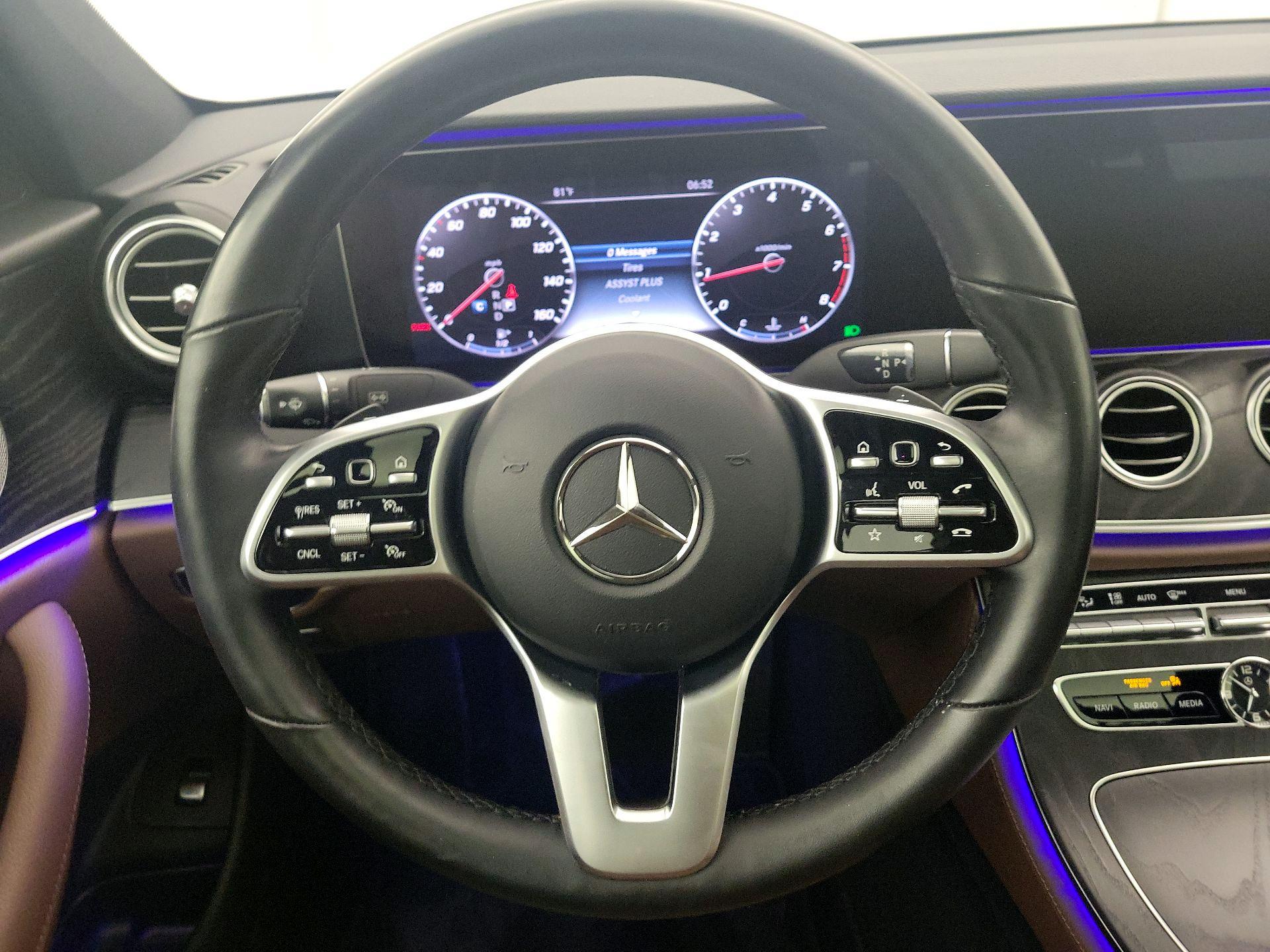 Thumbnail: 2020 Mercedes-Benz E-Class - 10