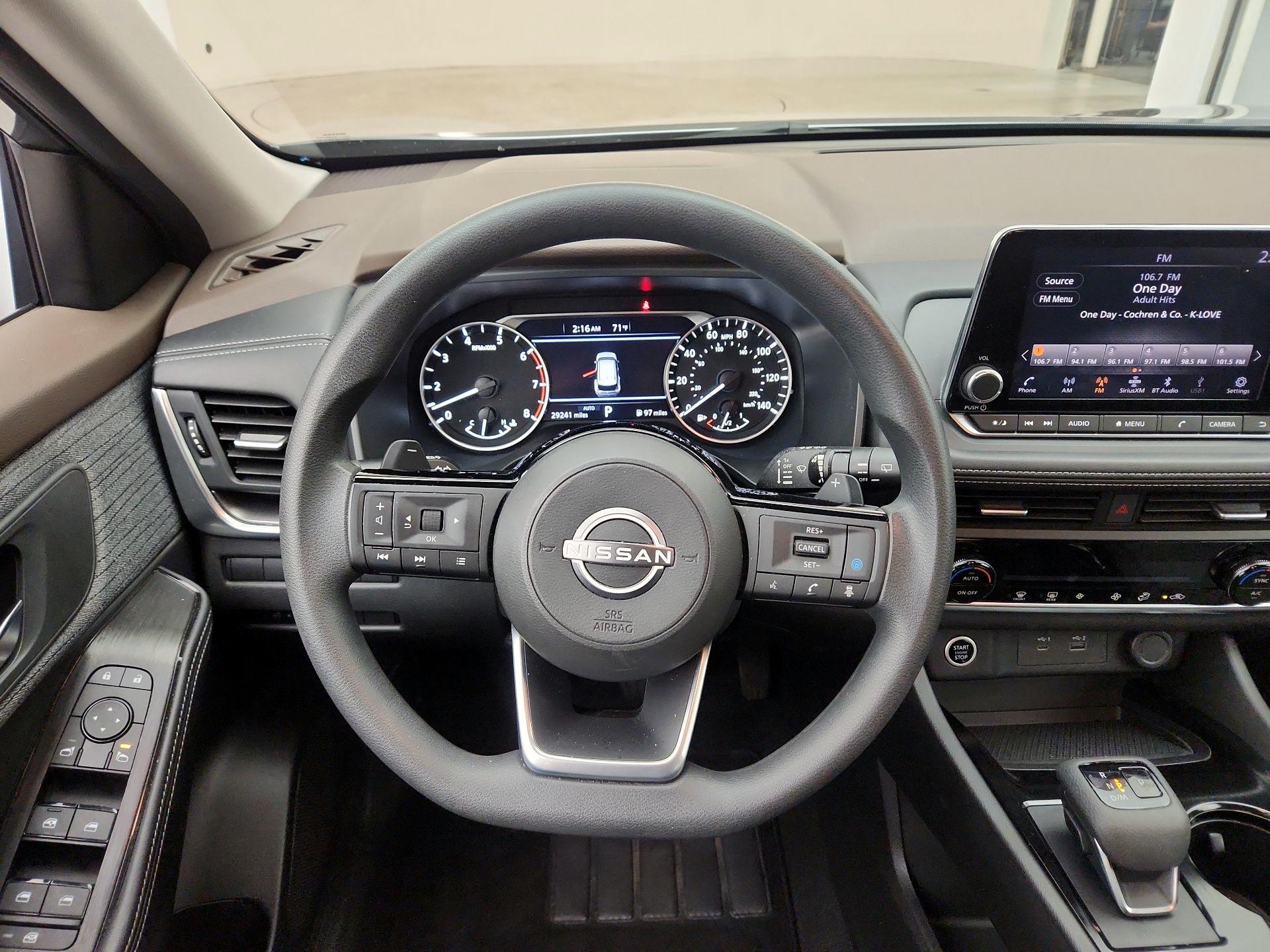 Thumbnail: 2023 Nissan Rogue - 10