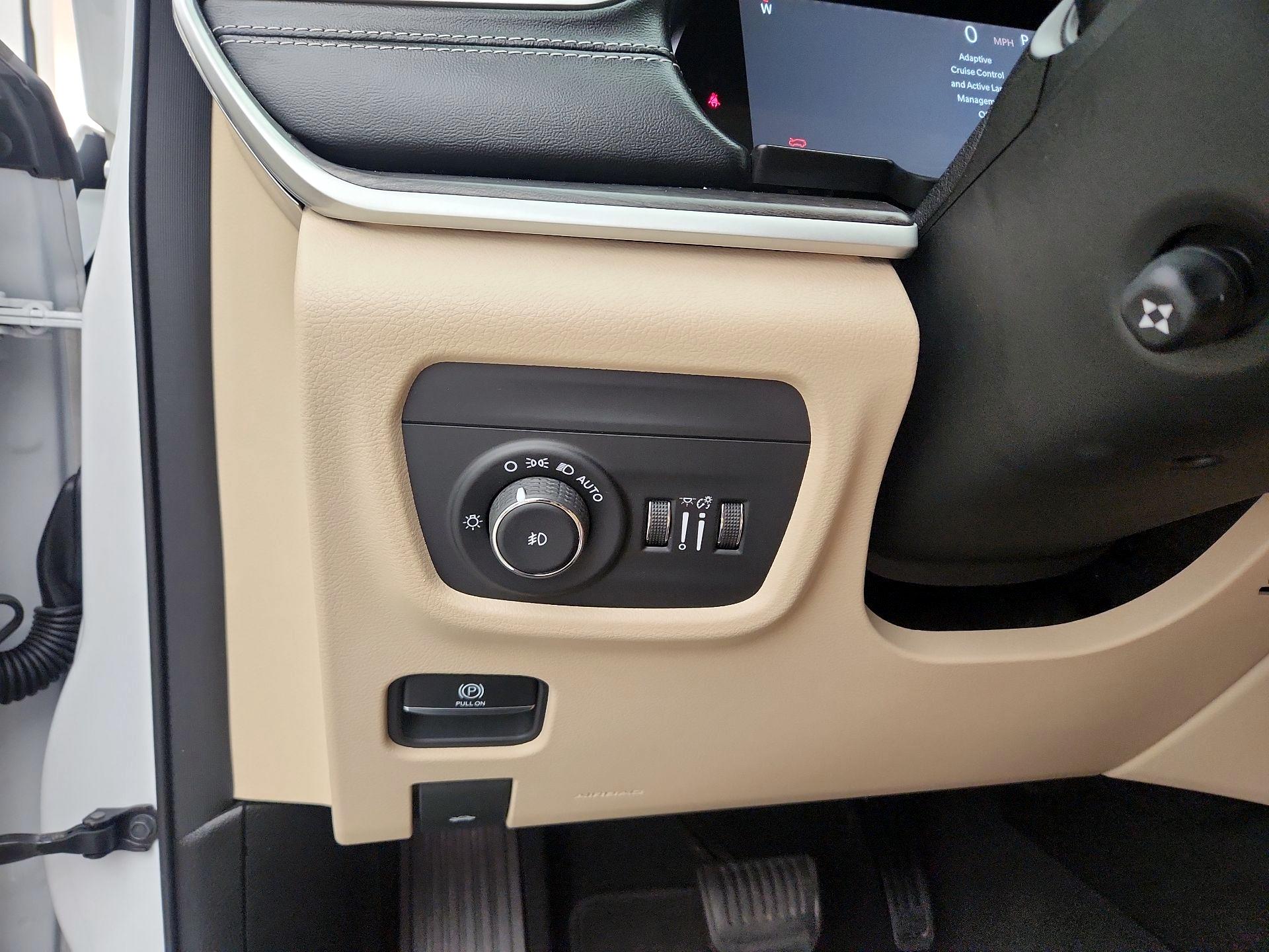 Thumbnail: 2021 Jeep Grand Cherokee L - 13