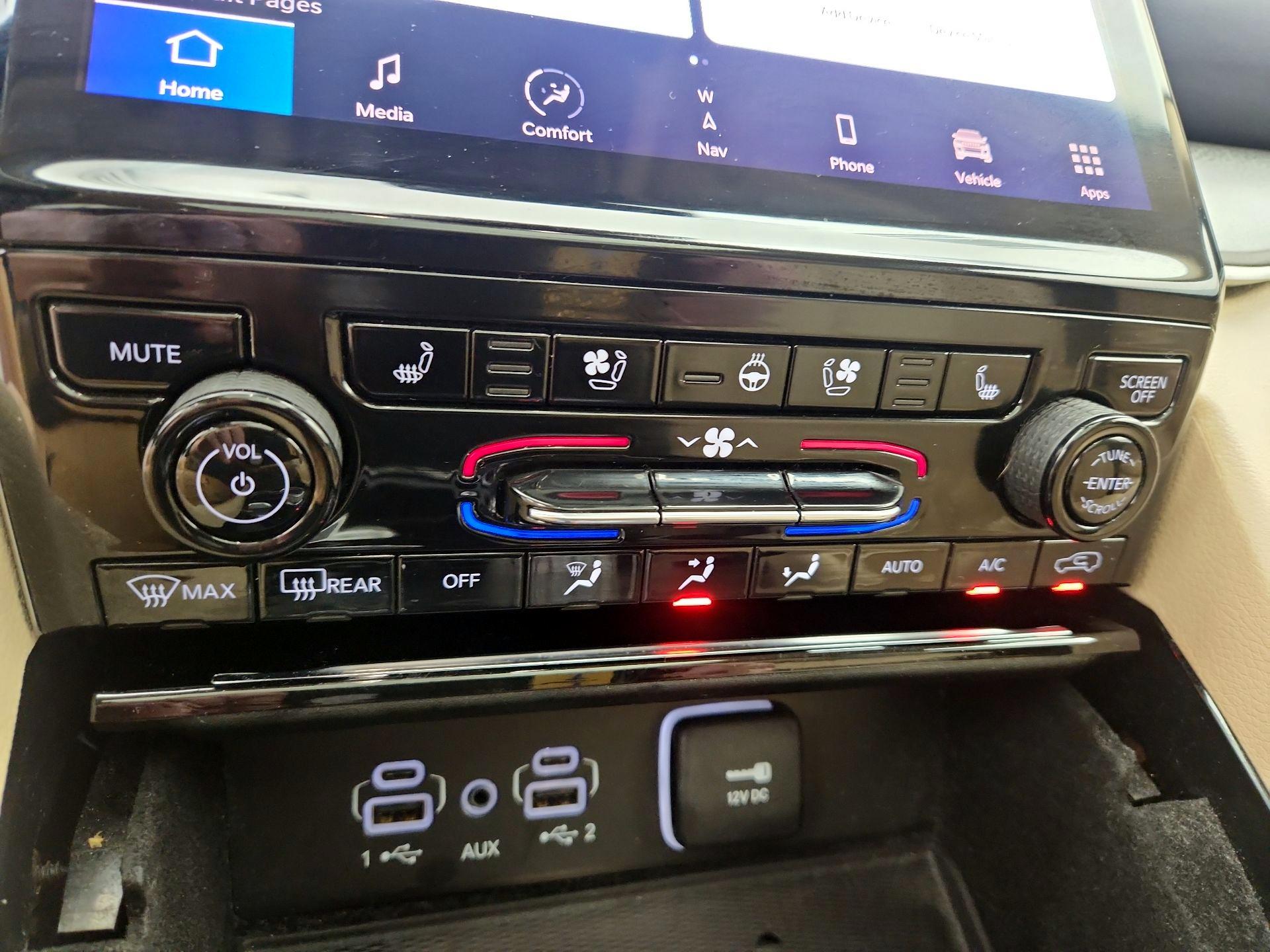 Thumbnail: 2021 Jeep Grand Cherokee L - 17