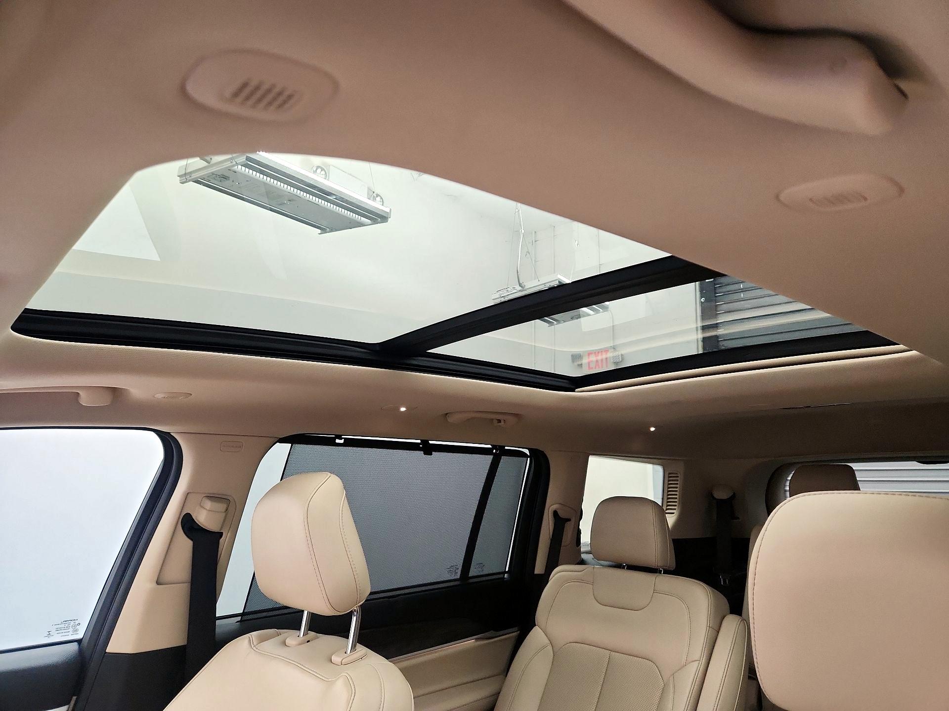 Thumbnail: 2021 Jeep Grand Cherokee L - 20