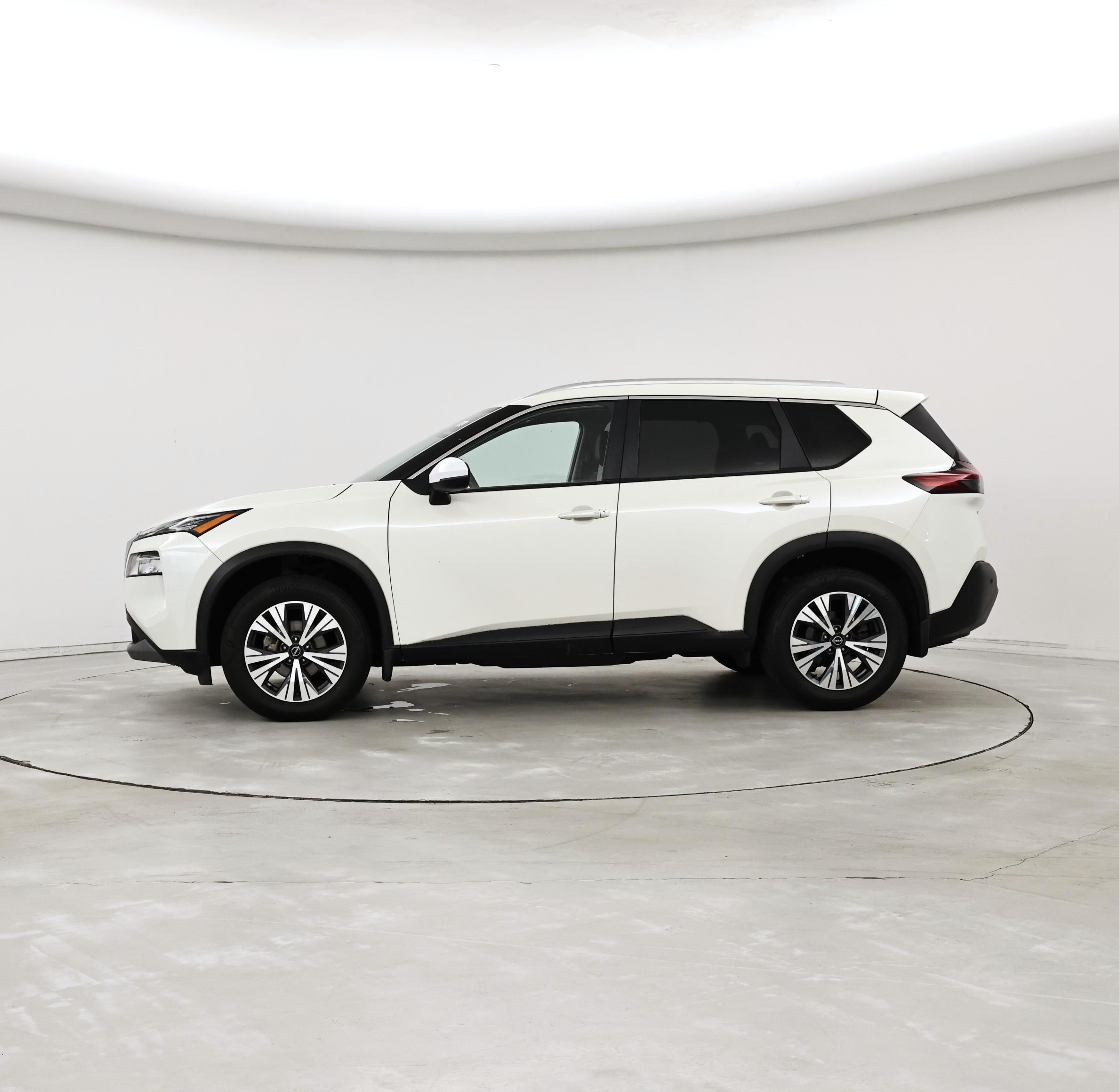 Thumbnail: 2022 Nissan Rogue - 3