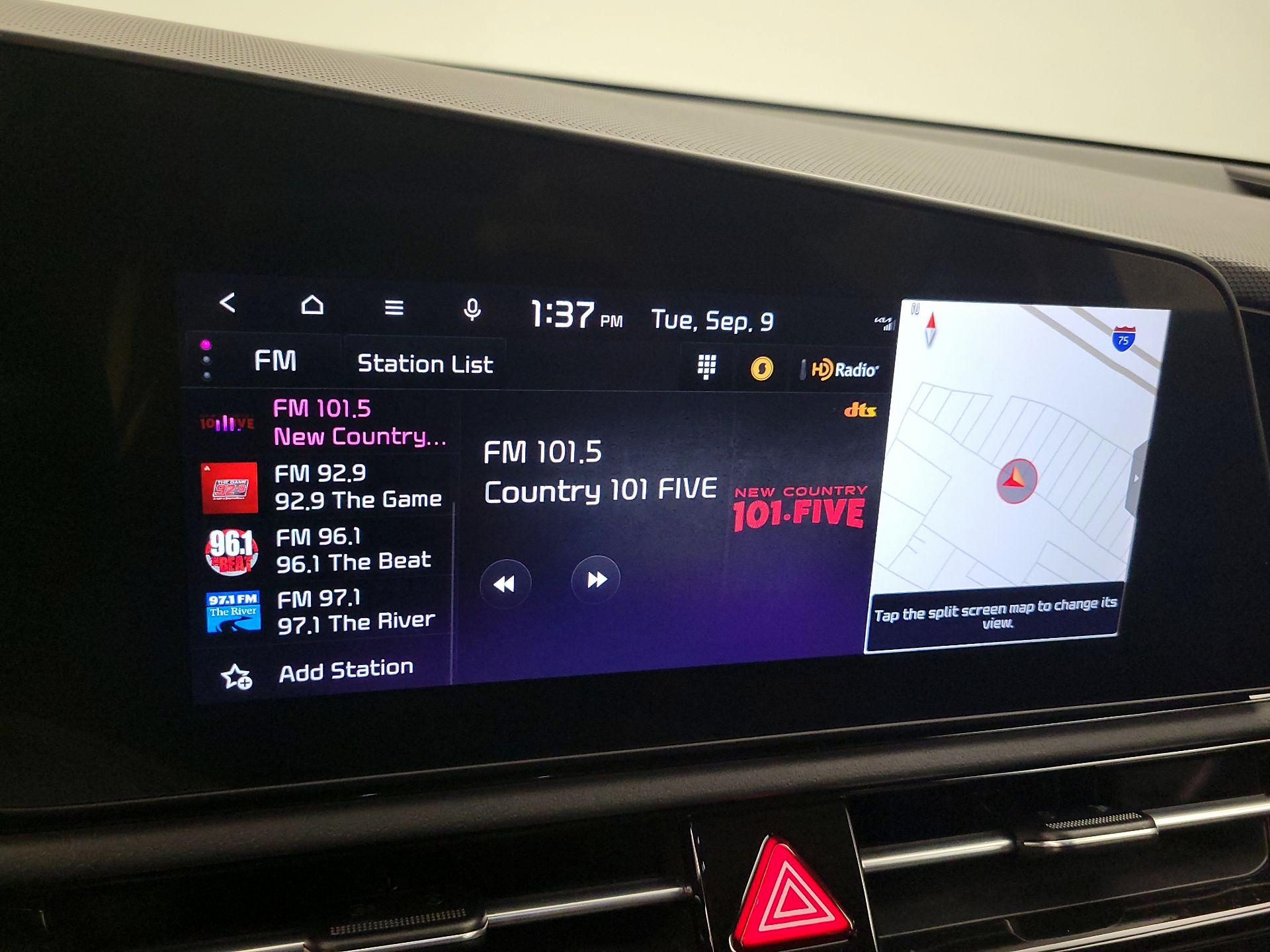Thumbnail: 2023 Kia Niro - 14