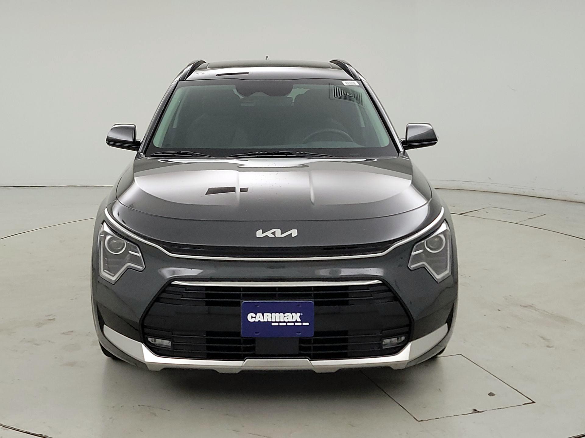 Thumbnail: 2023 Kia Niro - 2