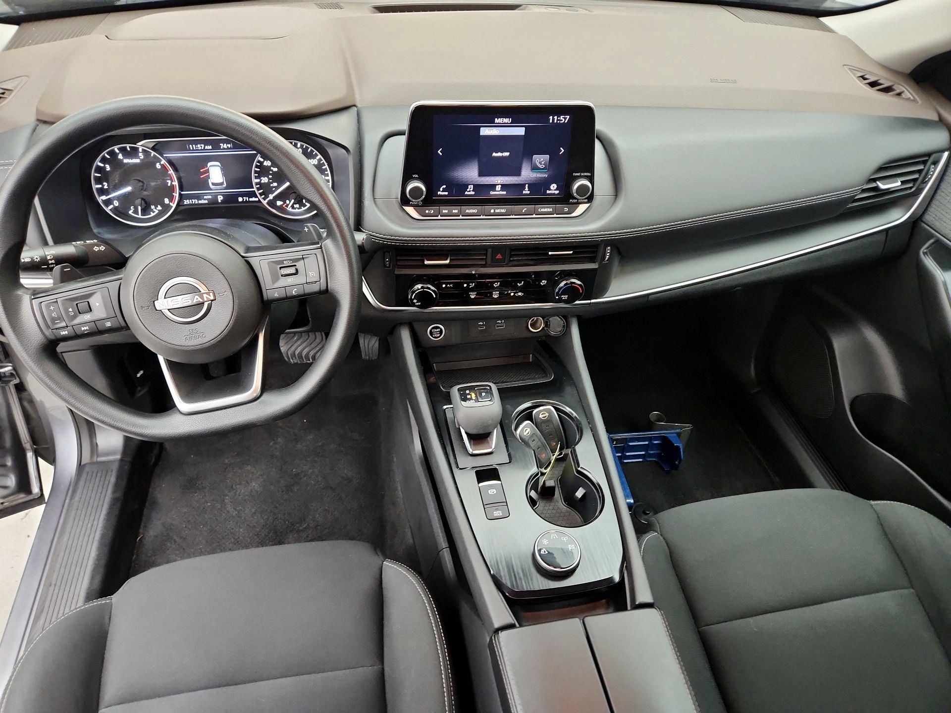 Thumbnail: 2023 Nissan Rogue - 9