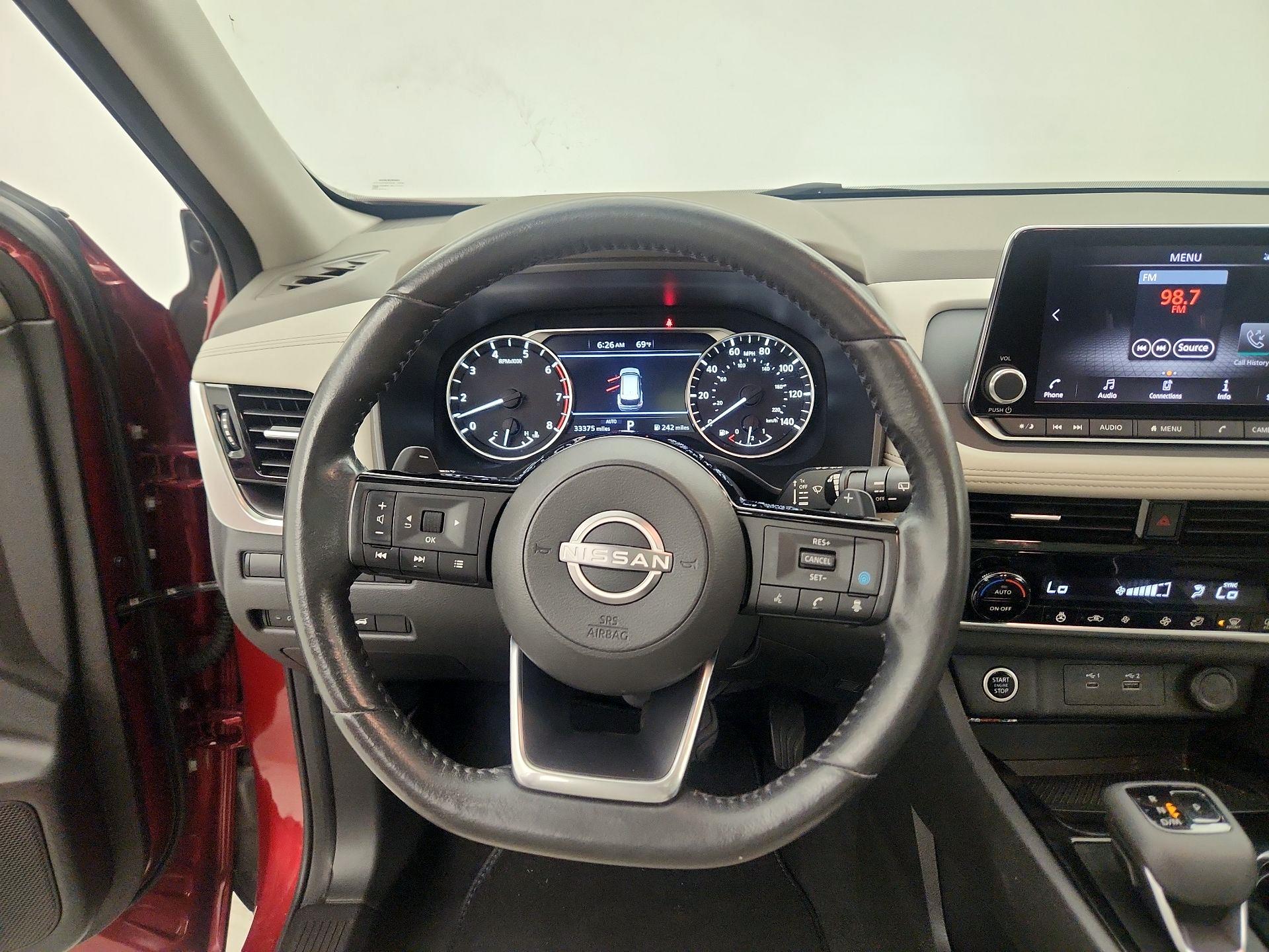 Thumbnail: 2022 Nissan Rogue - 10