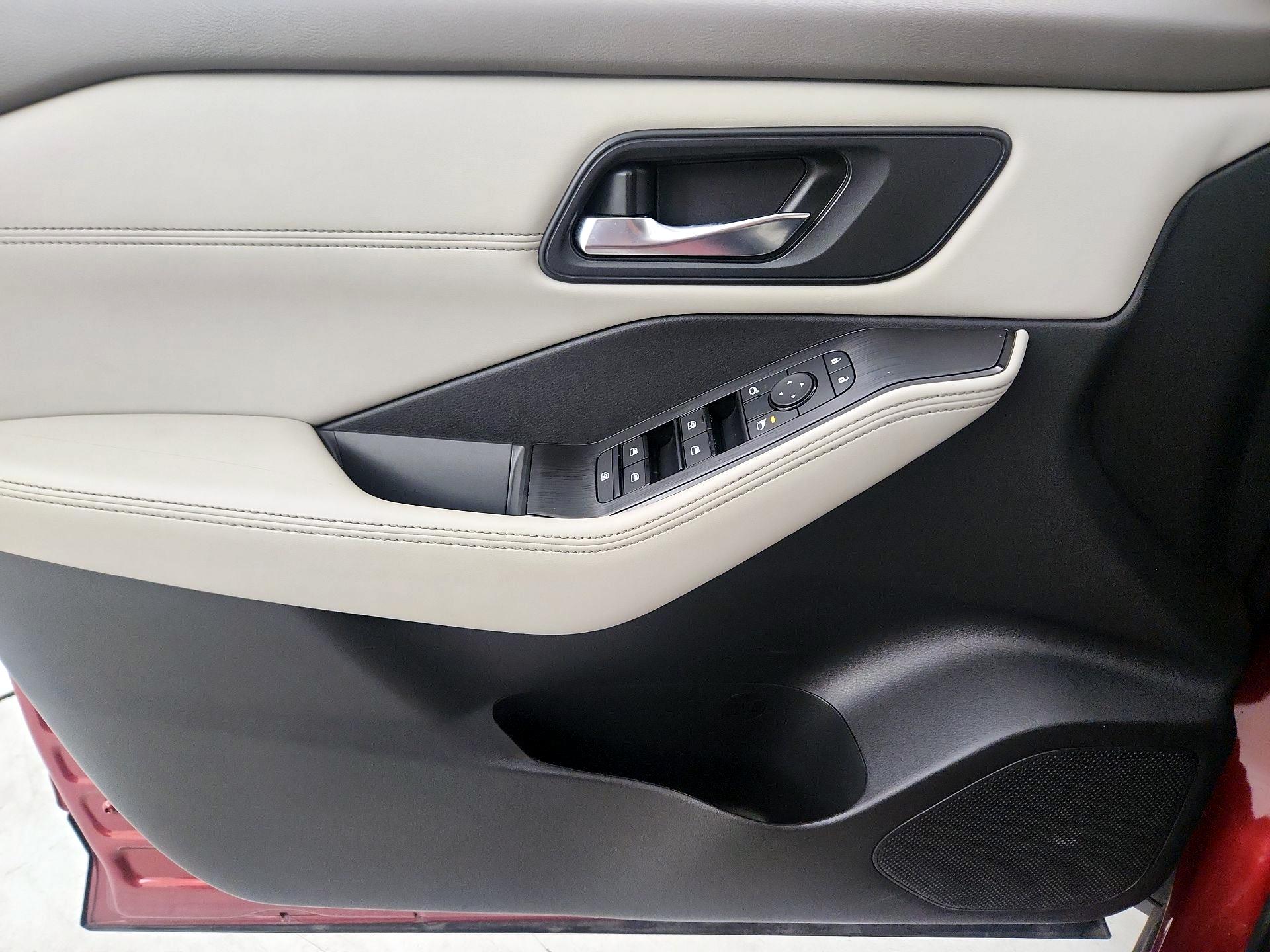 Thumbnail: 2022 Nissan Rogue - 12