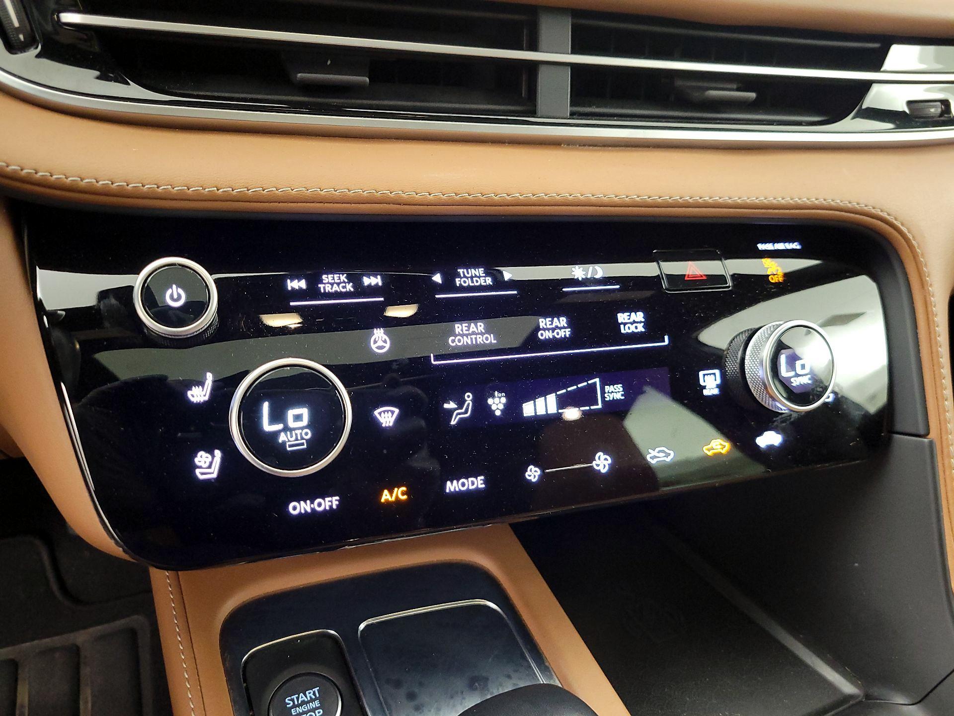 Thumbnail: 2022 INFINITI QX60 - 17