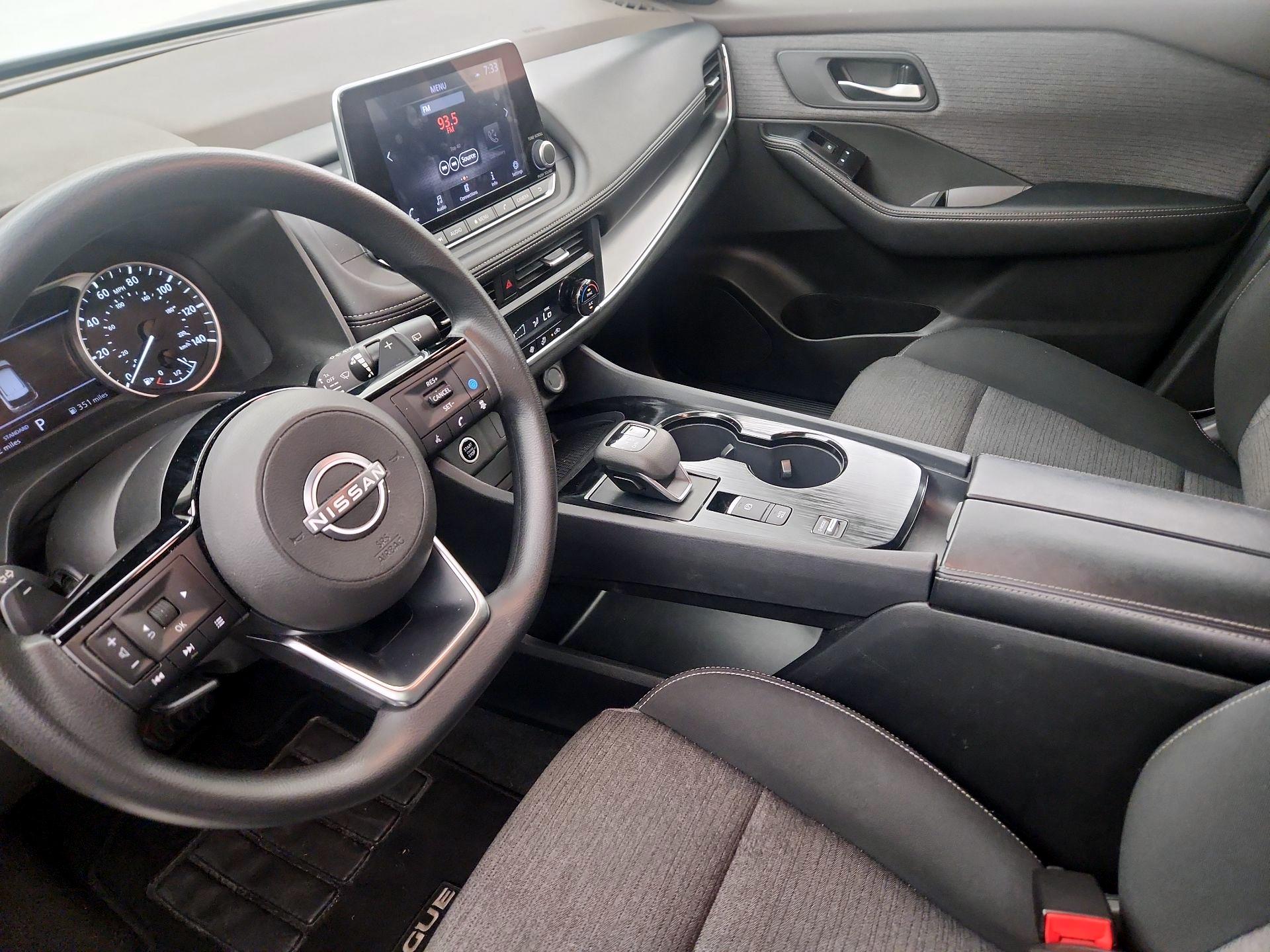 Thumbnail: 2023 Nissan Rogue - 9
