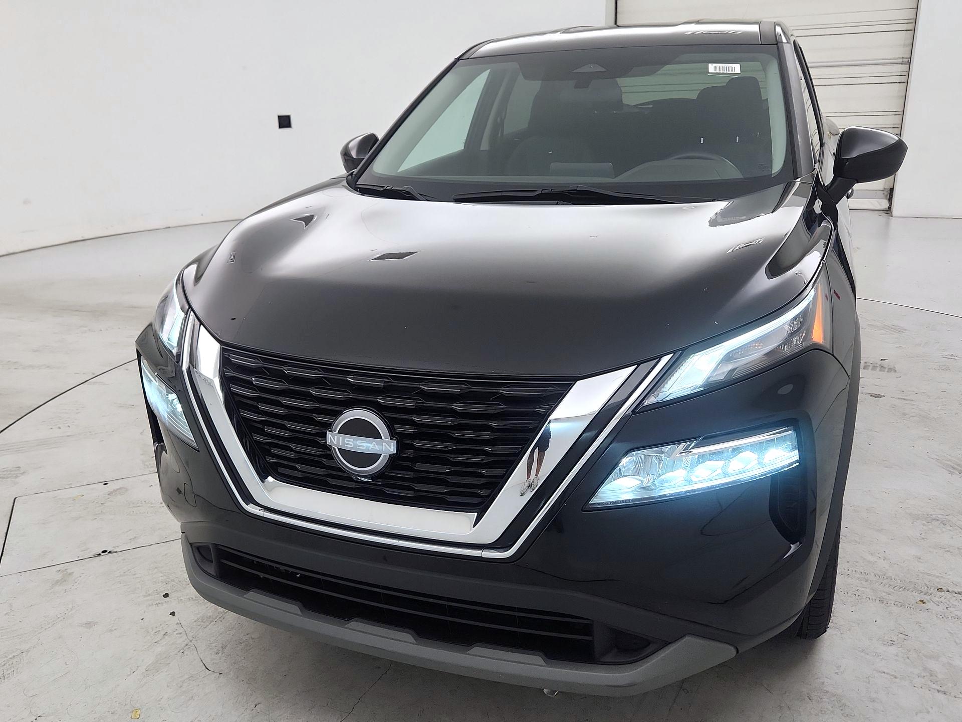 Thumbnail: 2023 Nissan Rogue - 3
