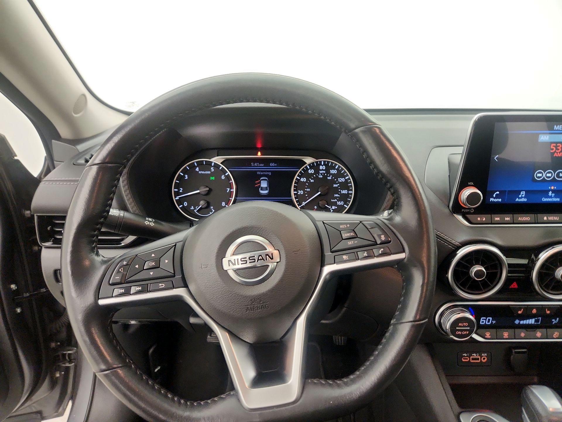 Thumbnail: 2022 Nissan Sentra - 10