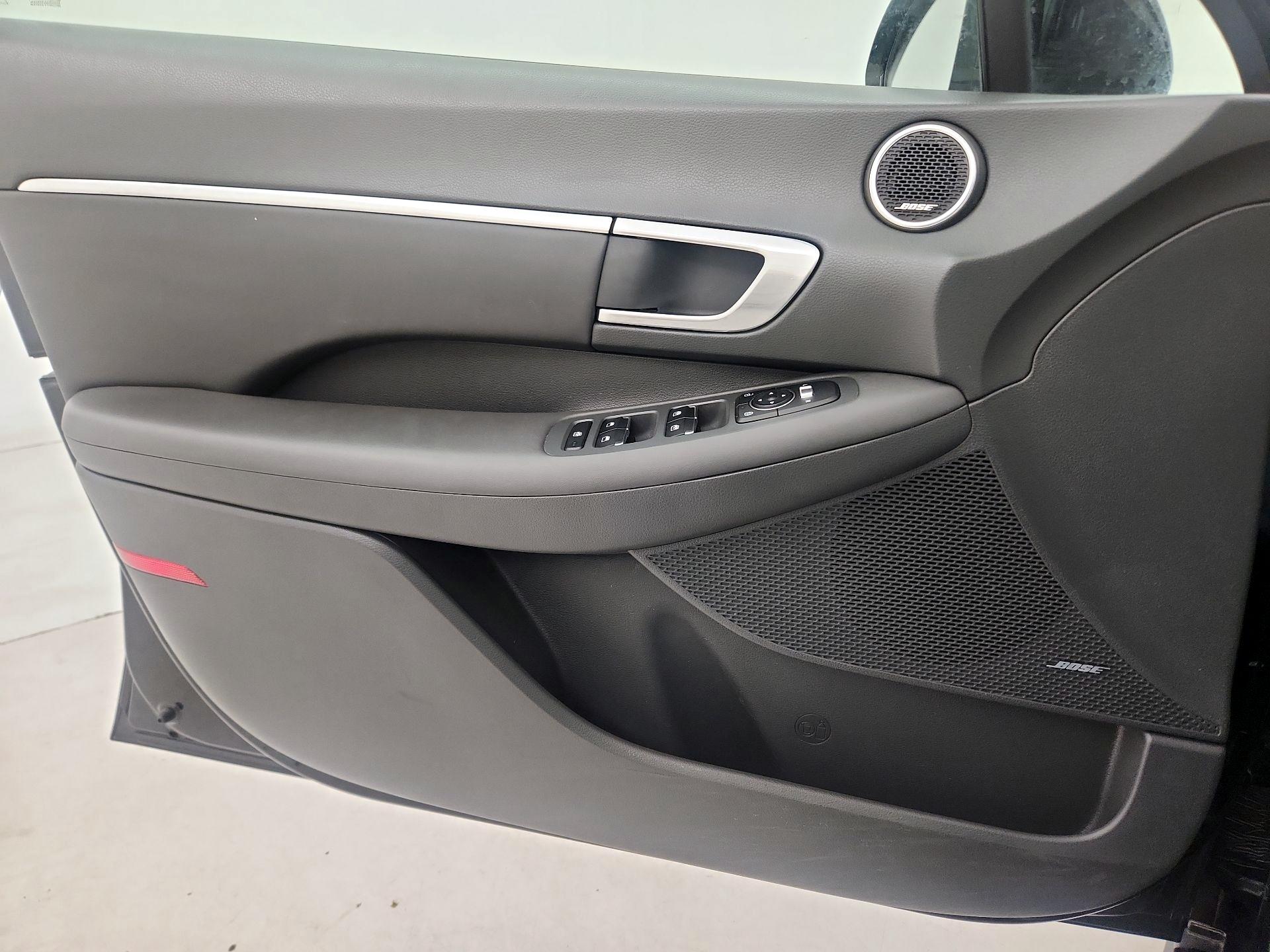 Thumbnail: 2023 Hyundai Sonata - 12