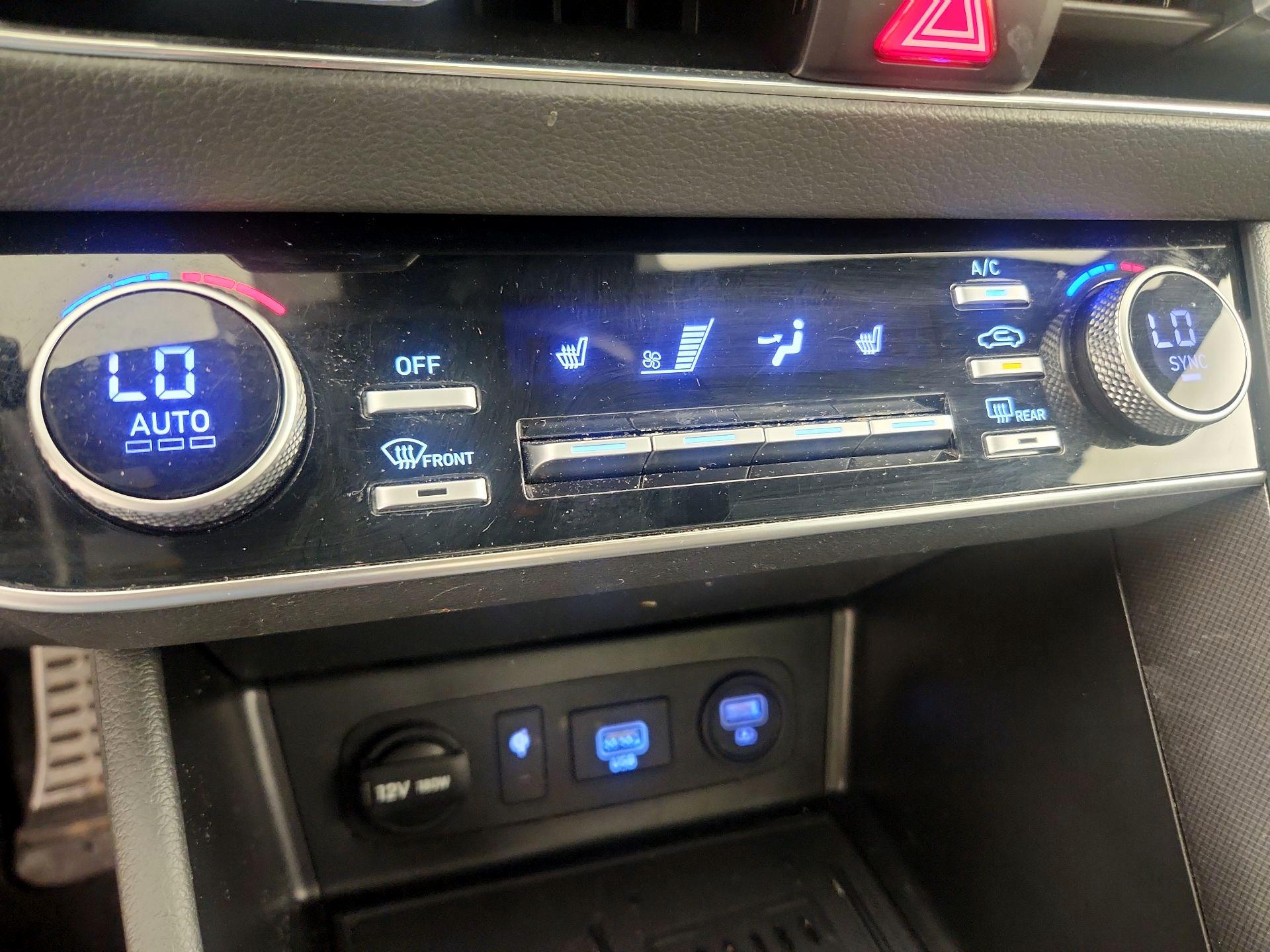 Thumbnail: 2023 Hyundai Sonata - 17