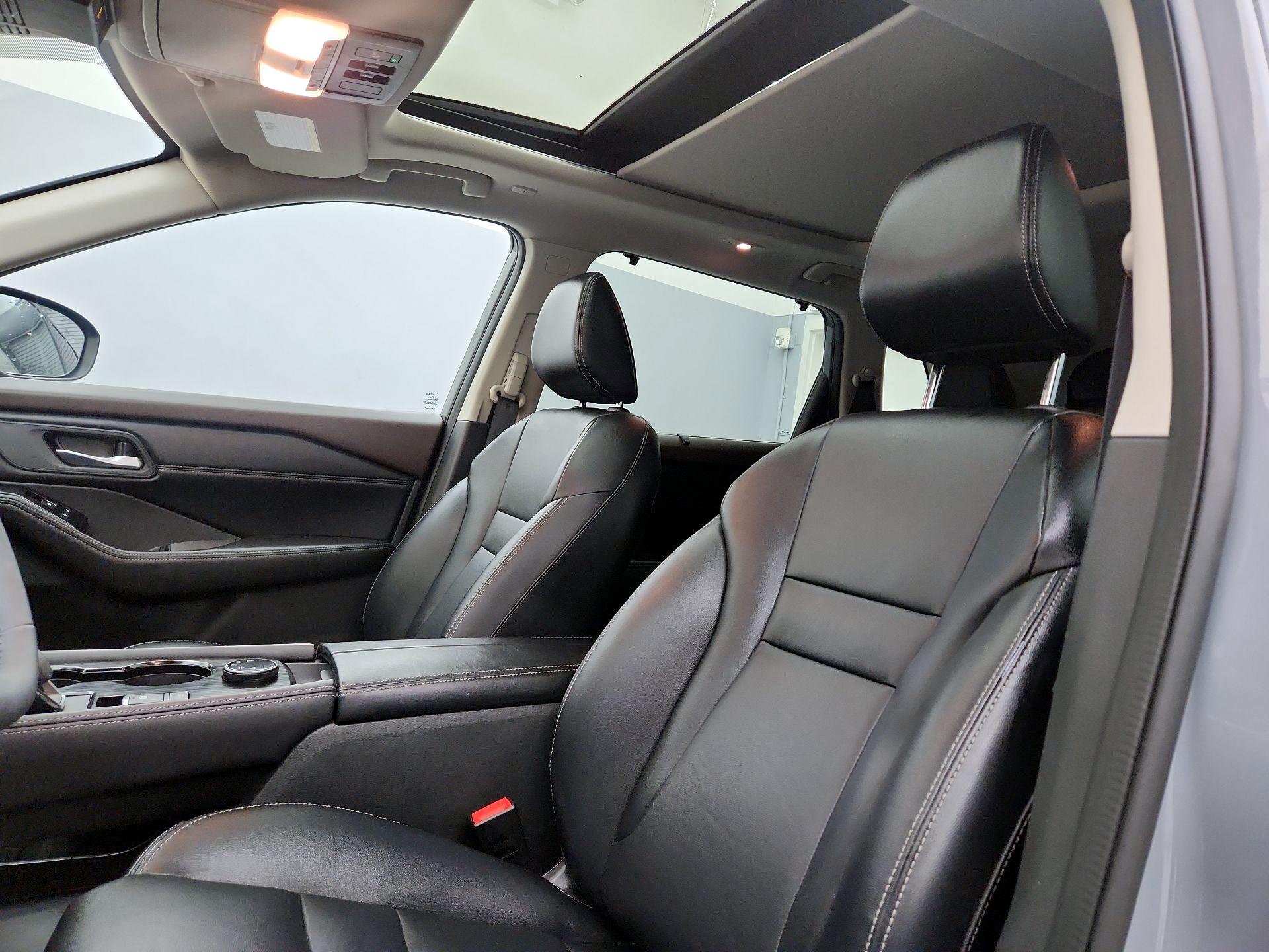 Thumbnail: 2022 Nissan Rogue - 20