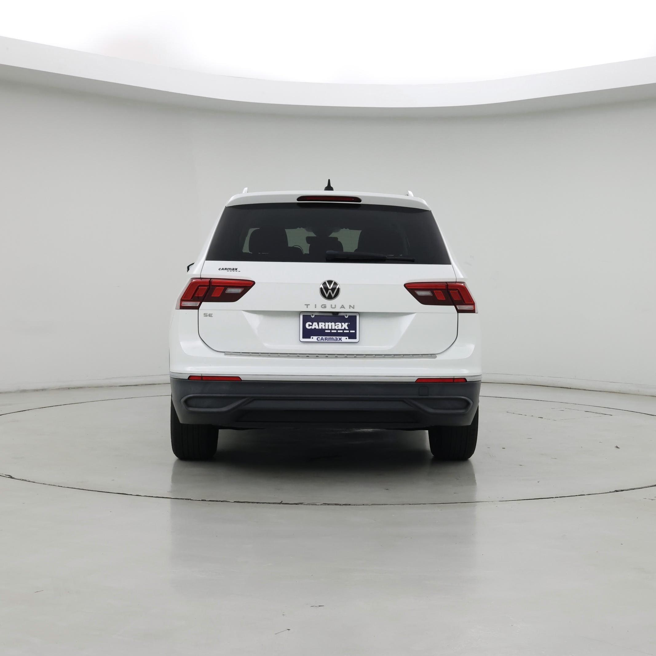Thumbnail: 2022 Volkswagen Tiguan - 6