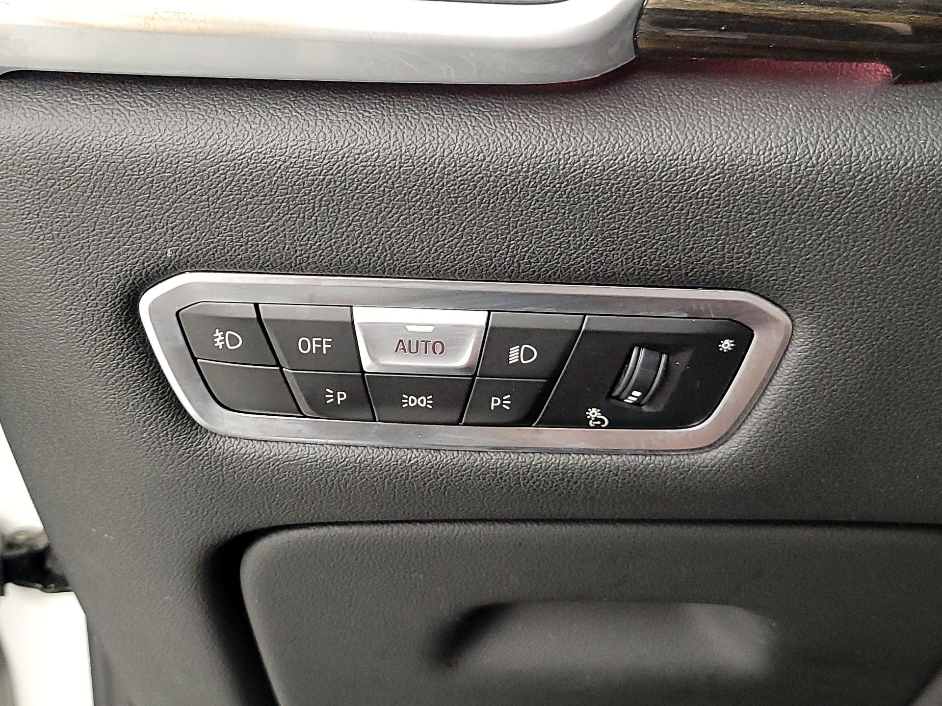 Thumbnail: 2020 BMW X5 - 13