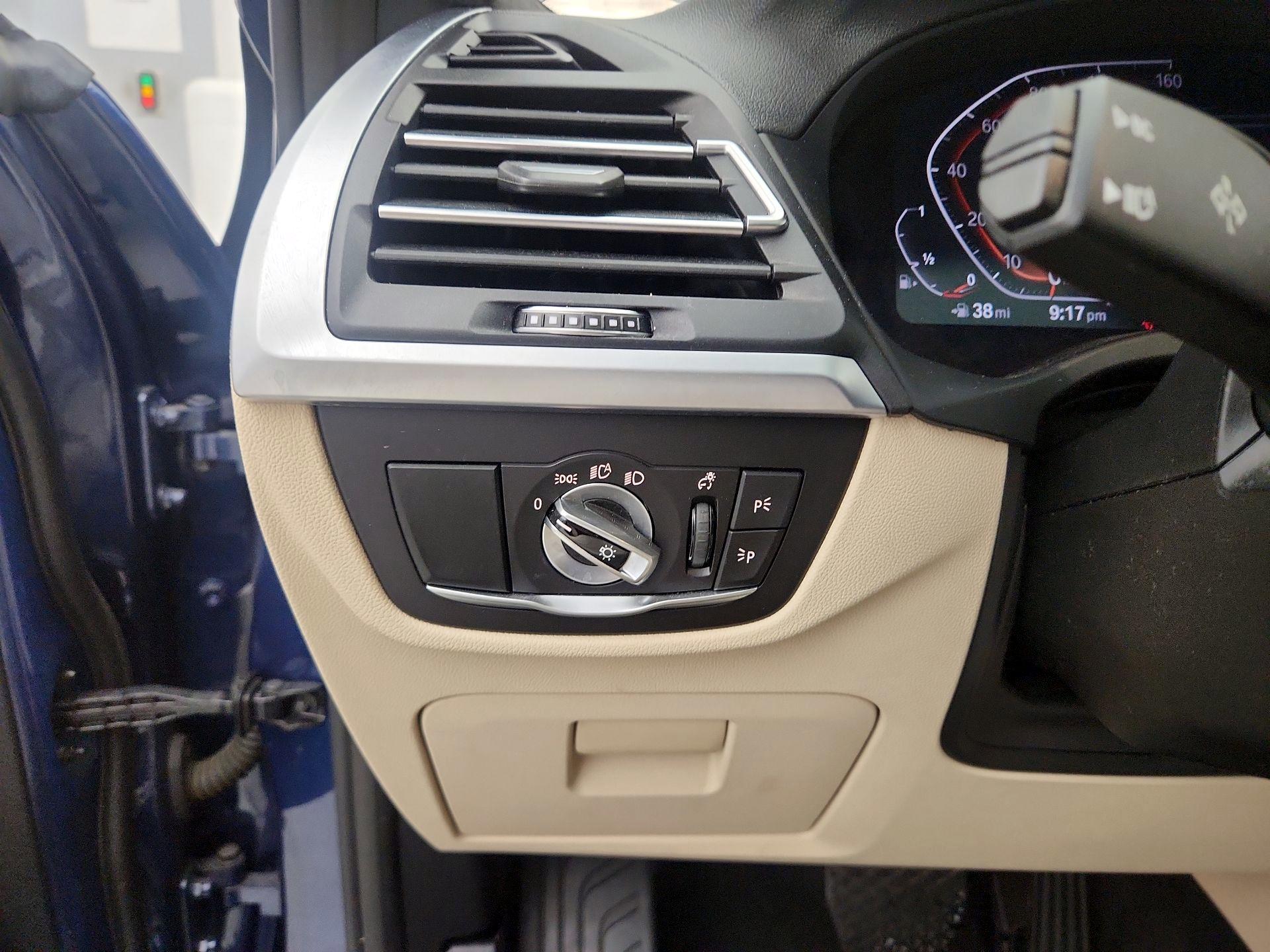 Thumbnail: 2022 BMW X3 - 13