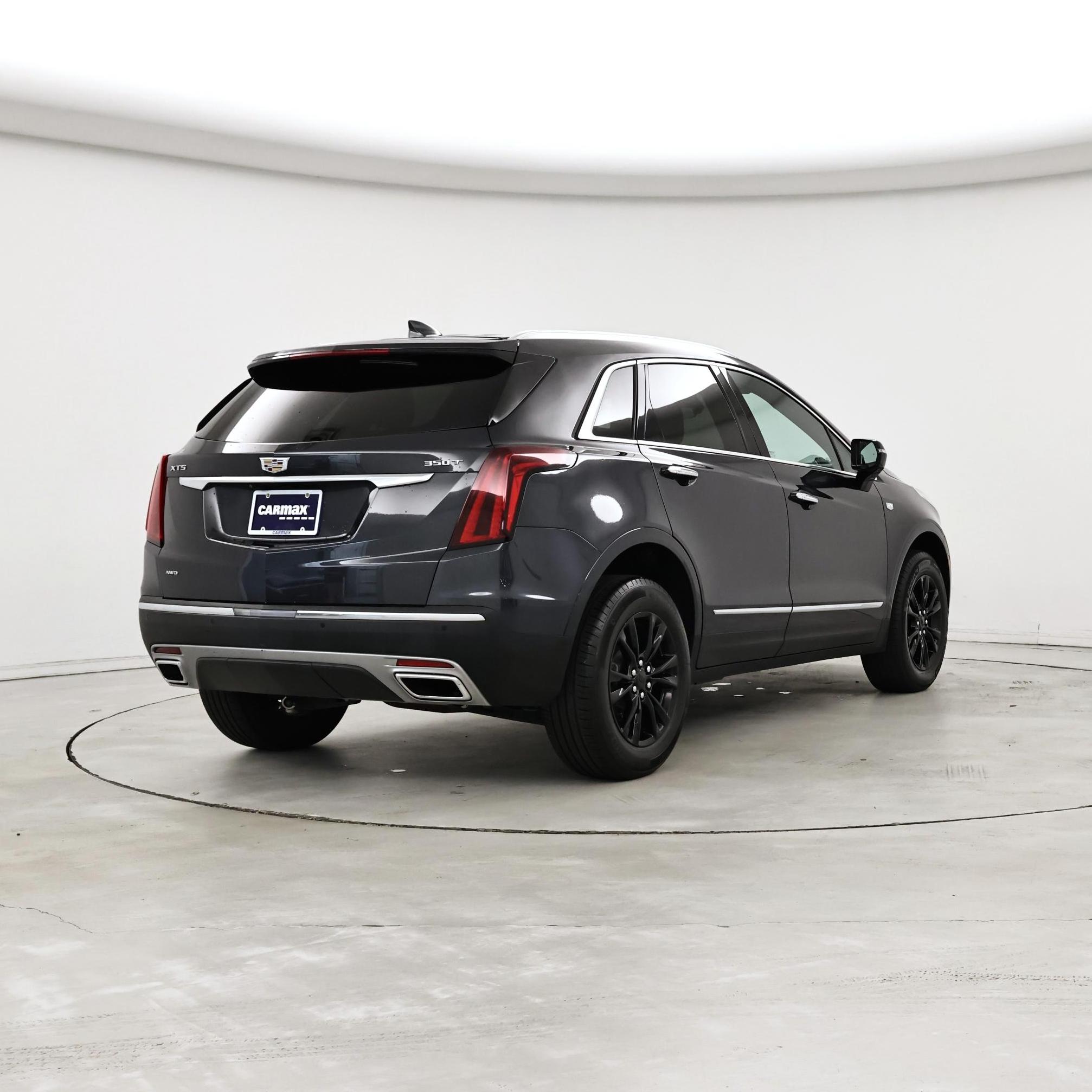 Thumbnail: 2023 Cadillac XT5 - 8