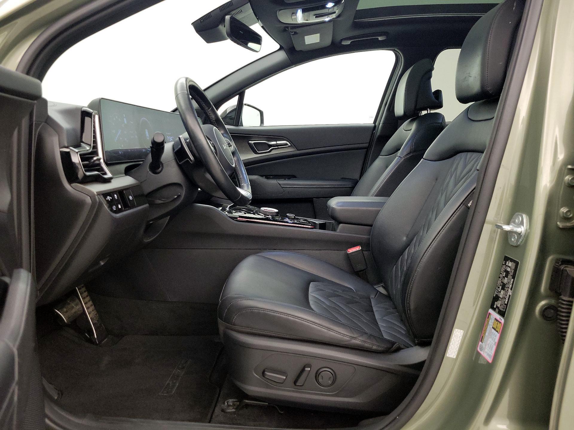 Thumbnail: 2023 Kia Sportage - 11