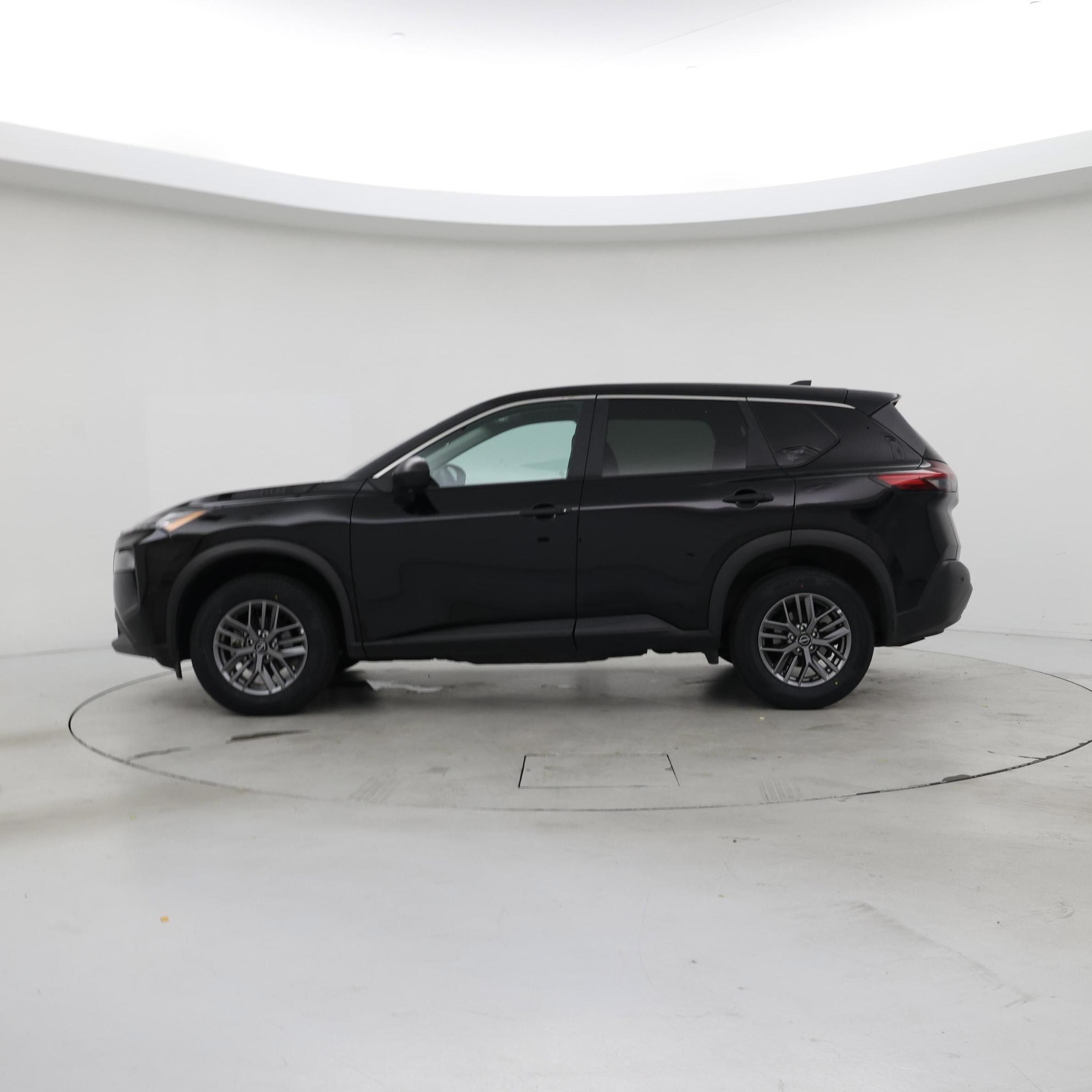 Thumbnail: 2023 Nissan Rogue - 3