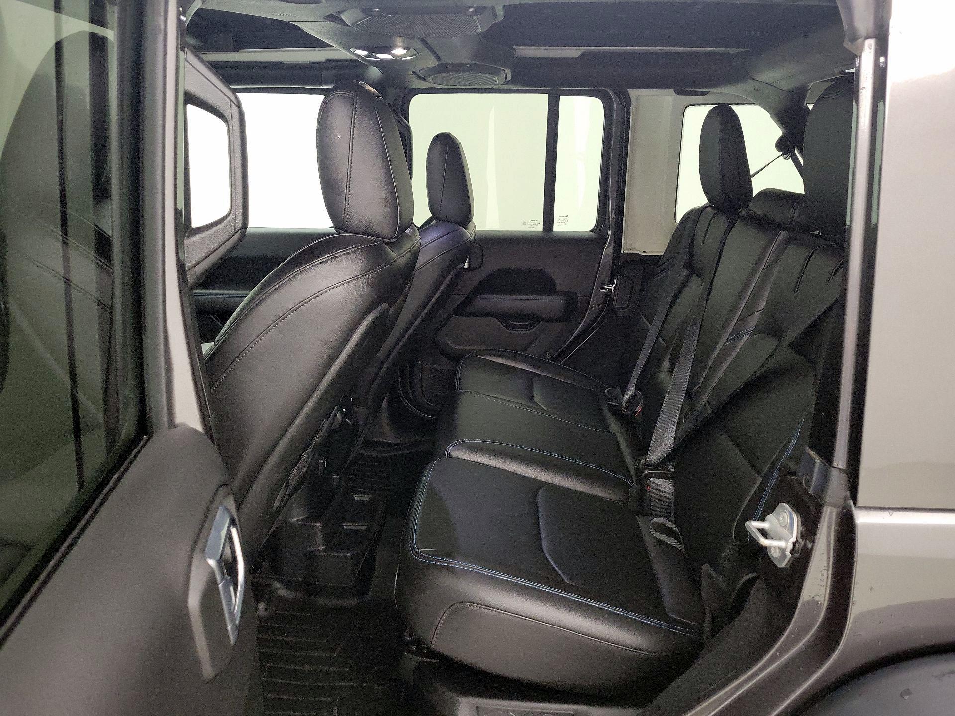 Thumbnail: 2021 Jeep Wrangler - 18