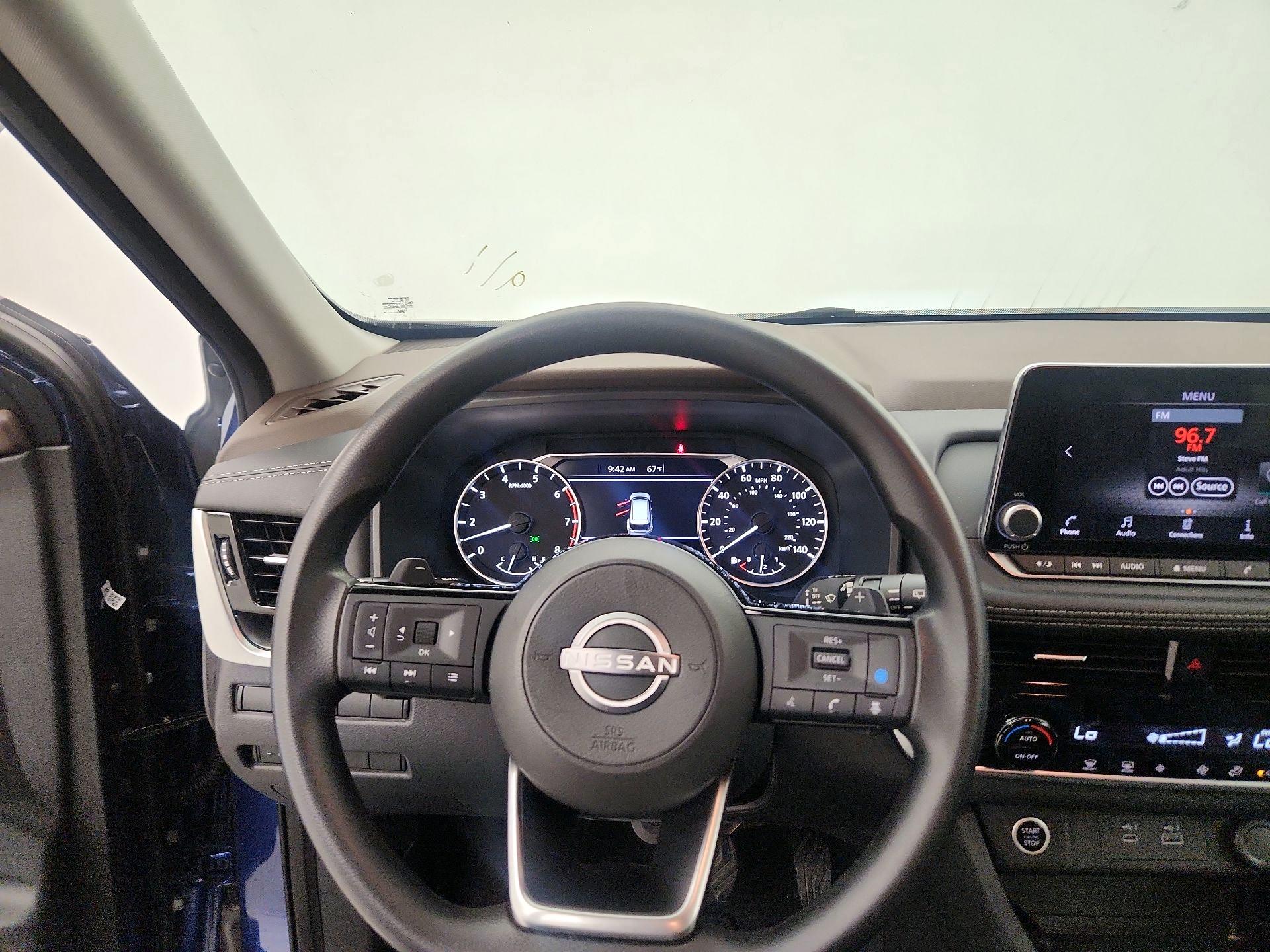 Thumbnail: 2022 Nissan Rogue - 10