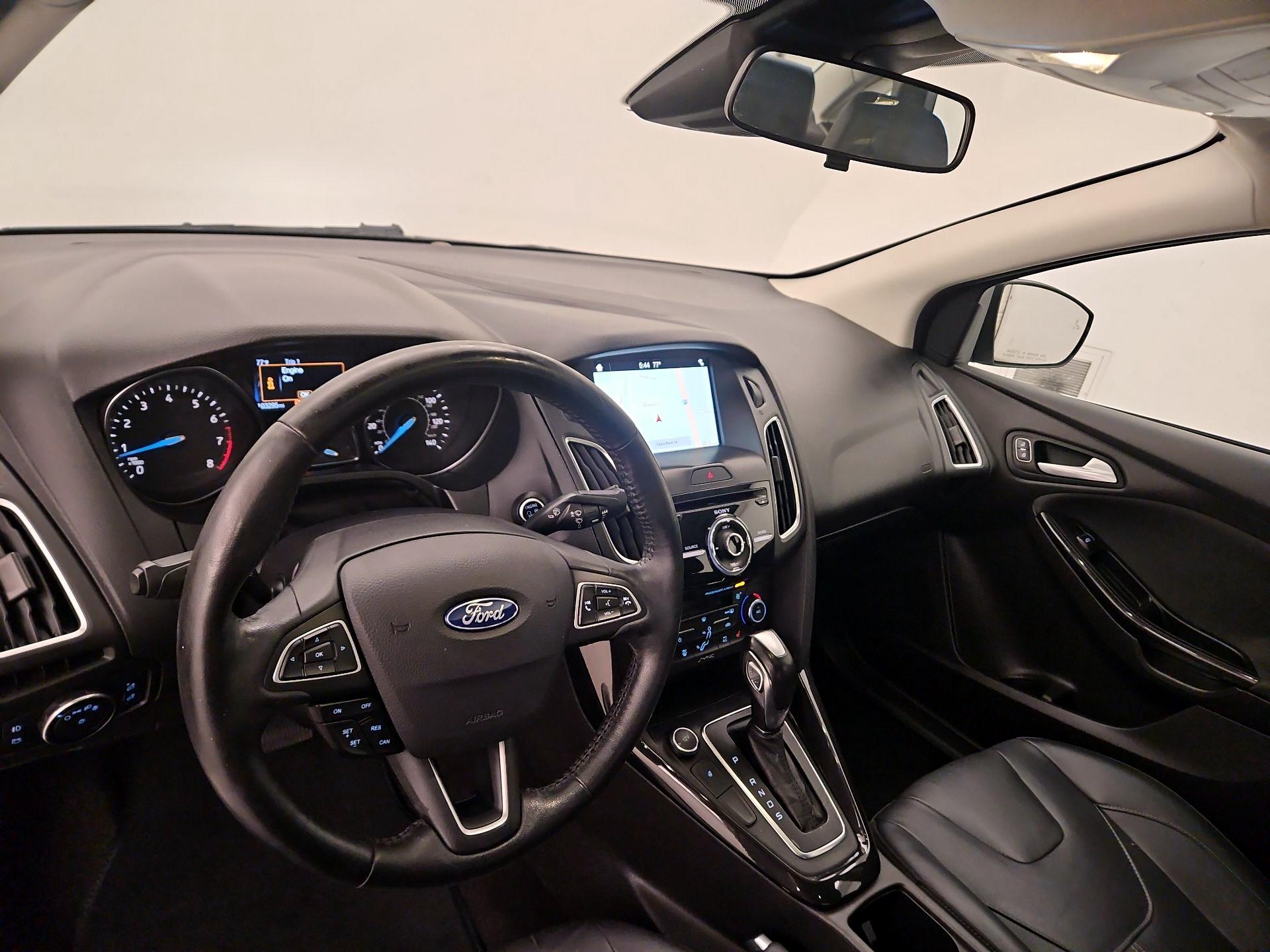 Thumbnail: 2017 Ford Focus - 9