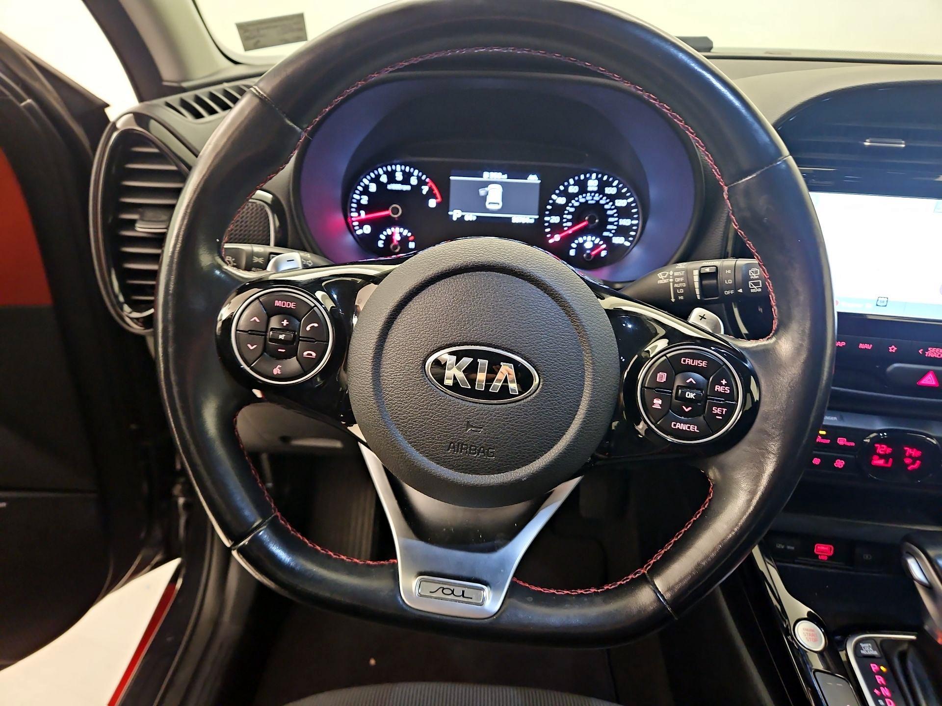 Thumbnail: 2021 Kia Soul - 10