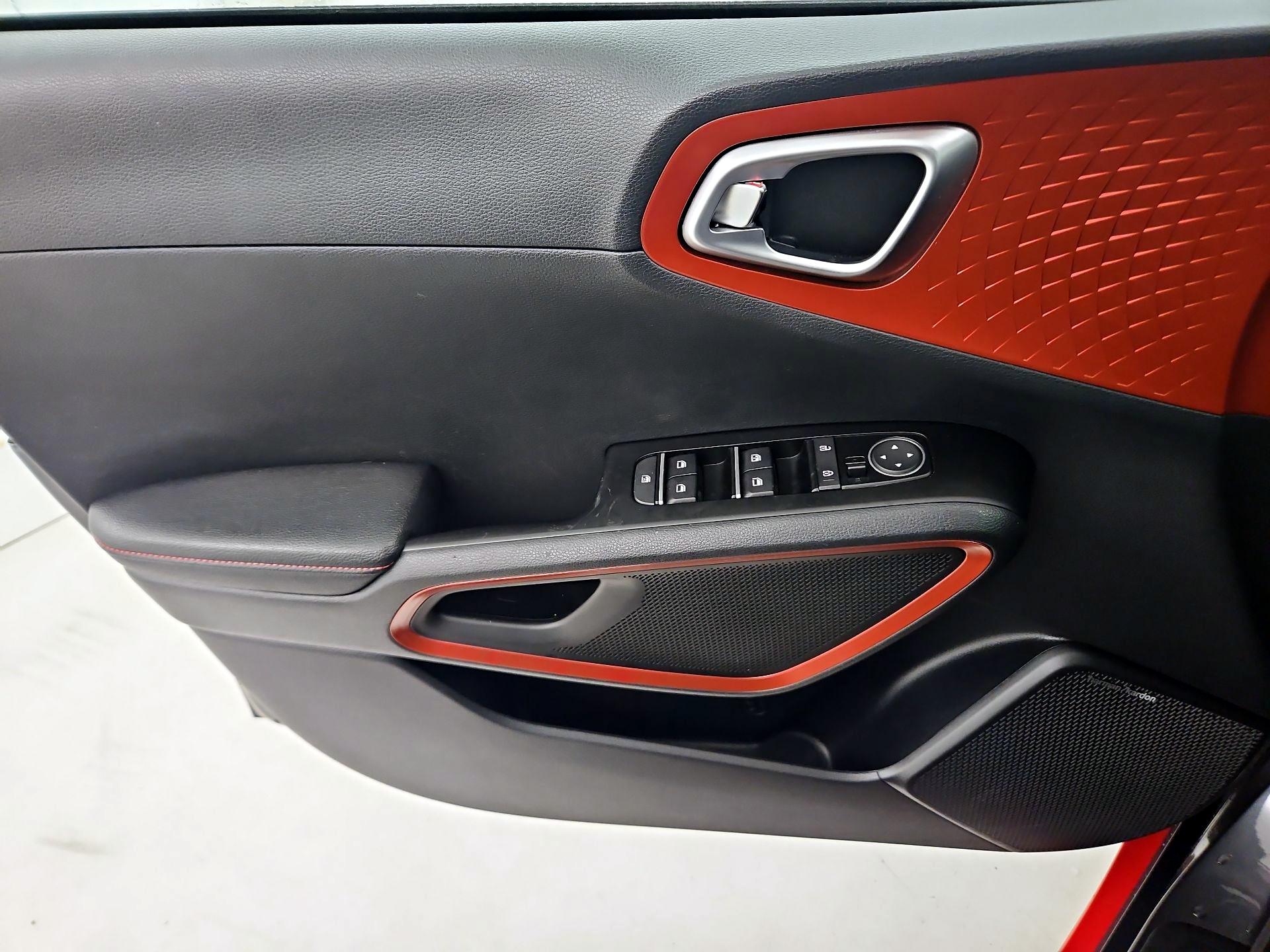Thumbnail: 2021 Kia Soul - 12