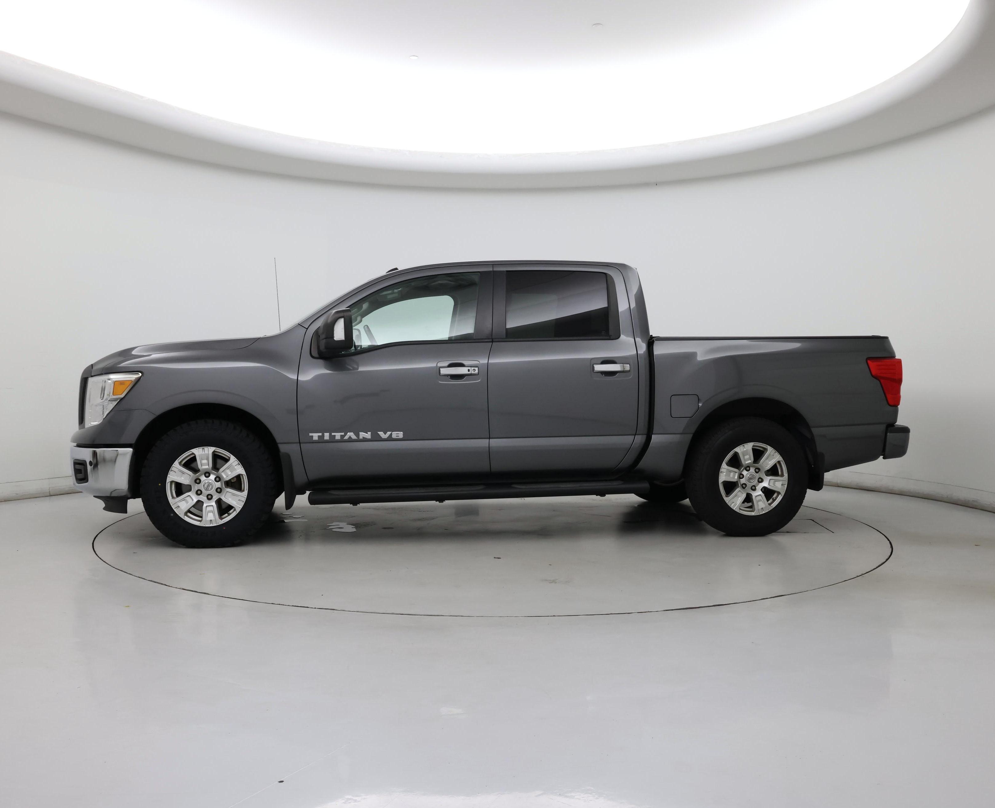 Thumbnail: 2019 Nissan Titan - 3