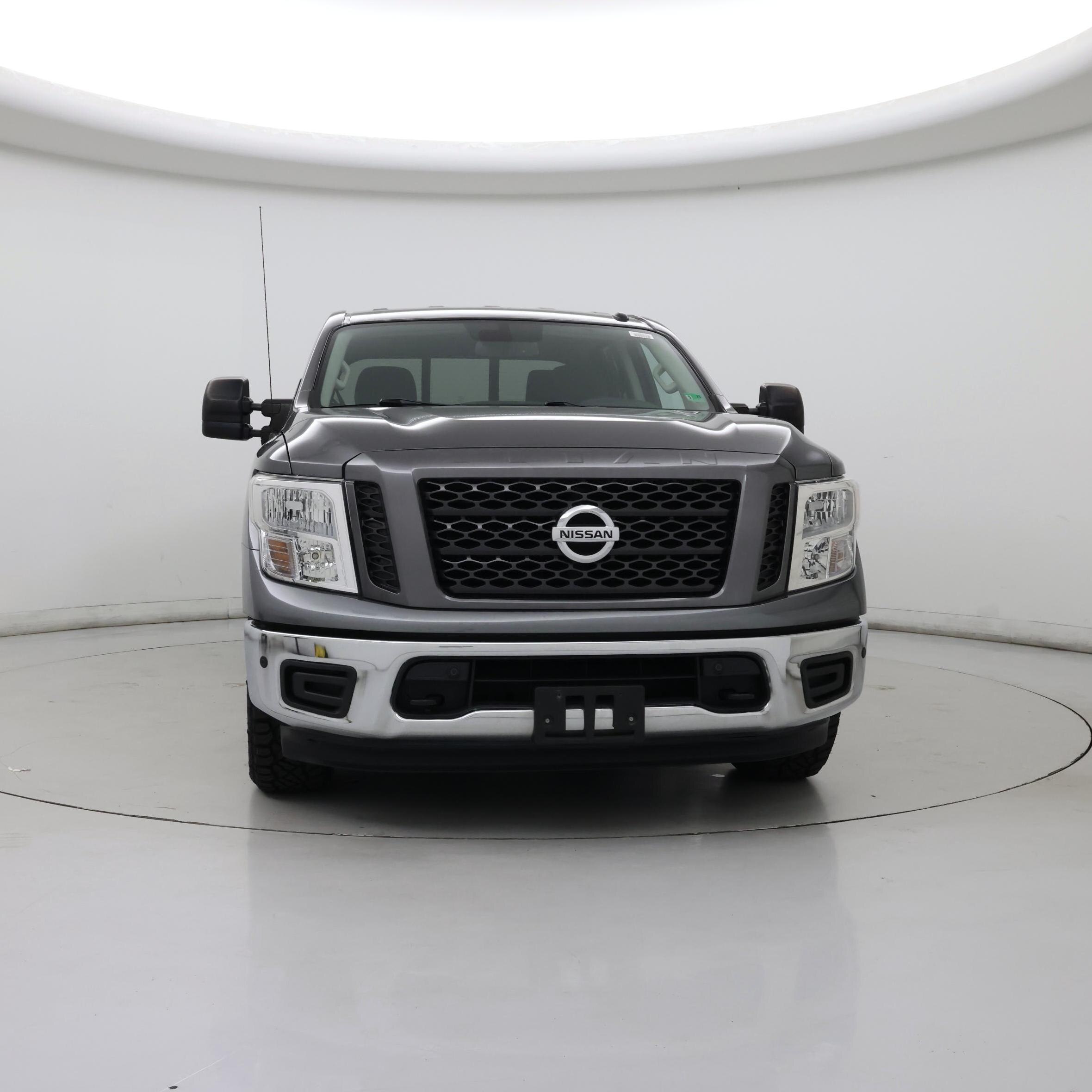 Thumbnail: 2019 Nissan Titan - 5