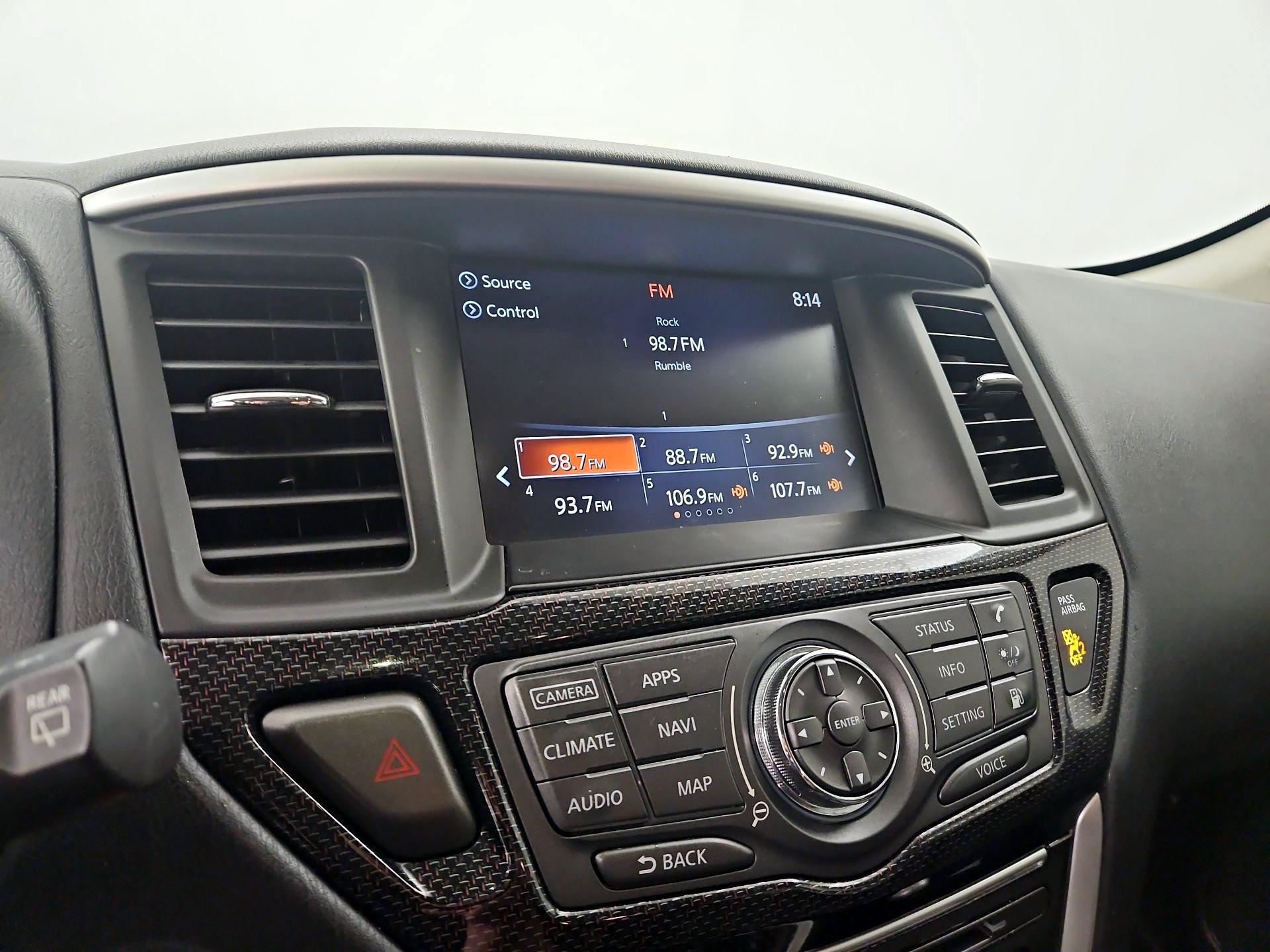 Thumbnail: 2020 Nissan Pathfinder - 16