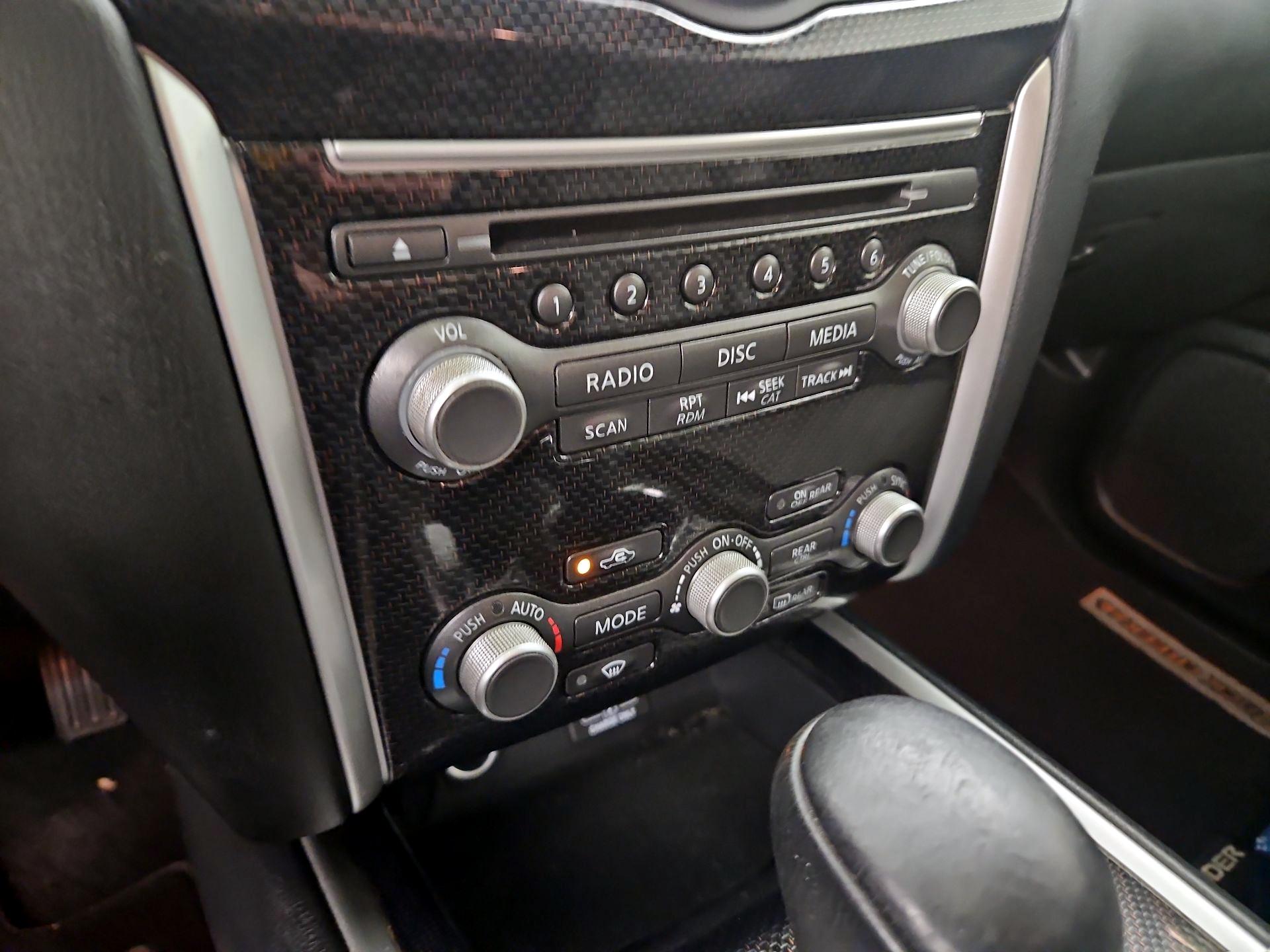 Thumbnail: 2020 Nissan Pathfinder - 17
