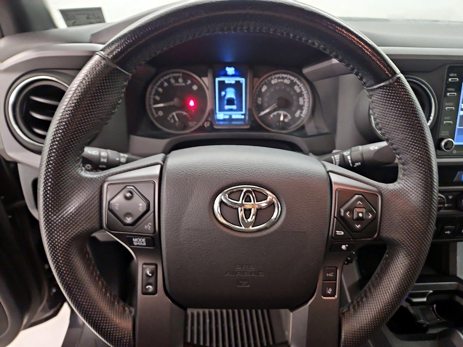 Thumbnail: 2022 Toyota Tacoma - 10