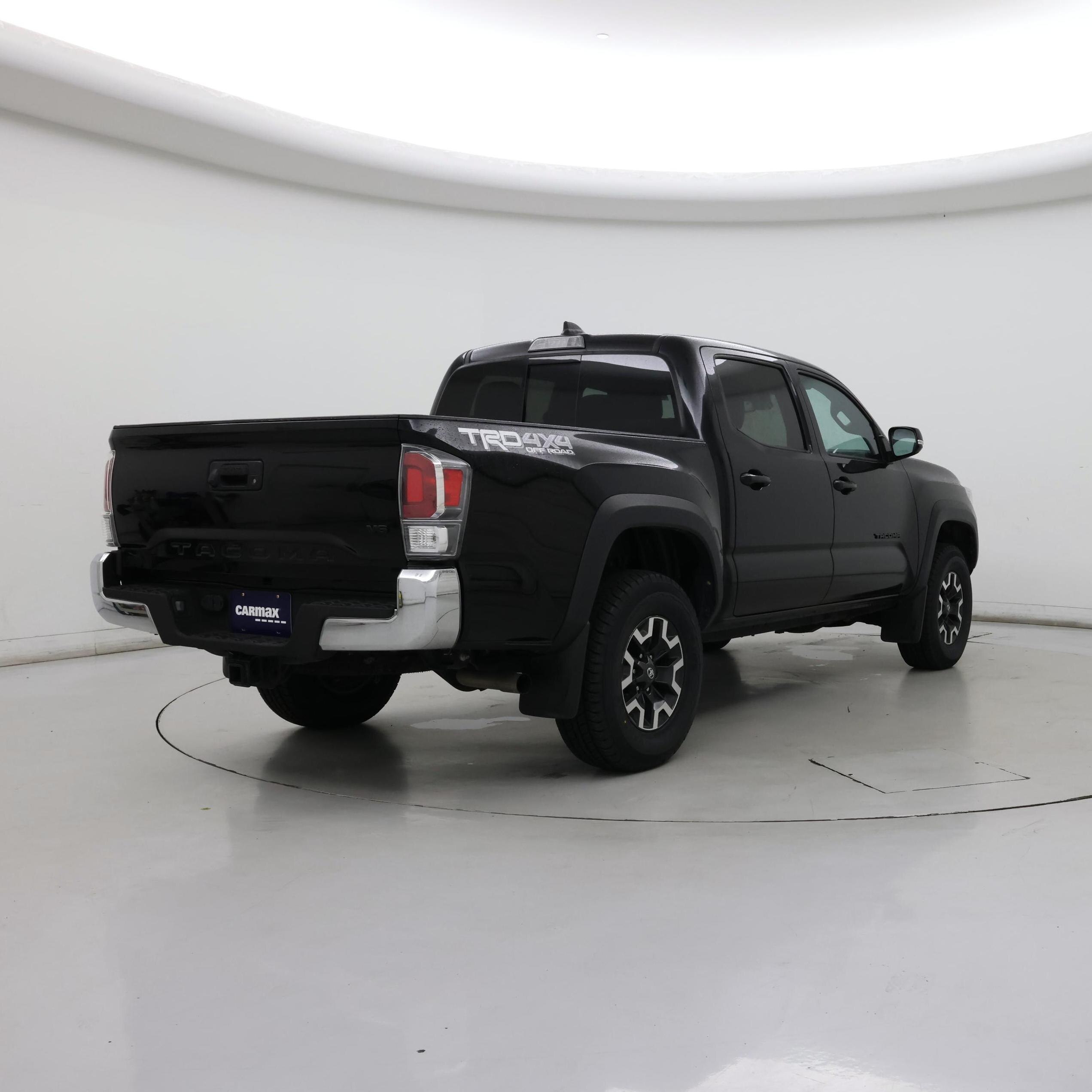 Thumbnail: 2022 Toyota Tacoma - 8