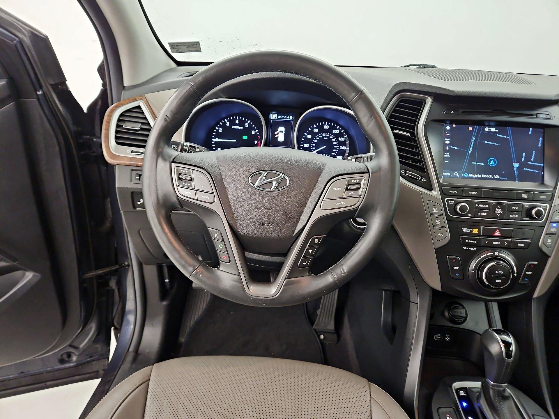 Thumbnail: 2017 Hyundai Santa Fe - 10