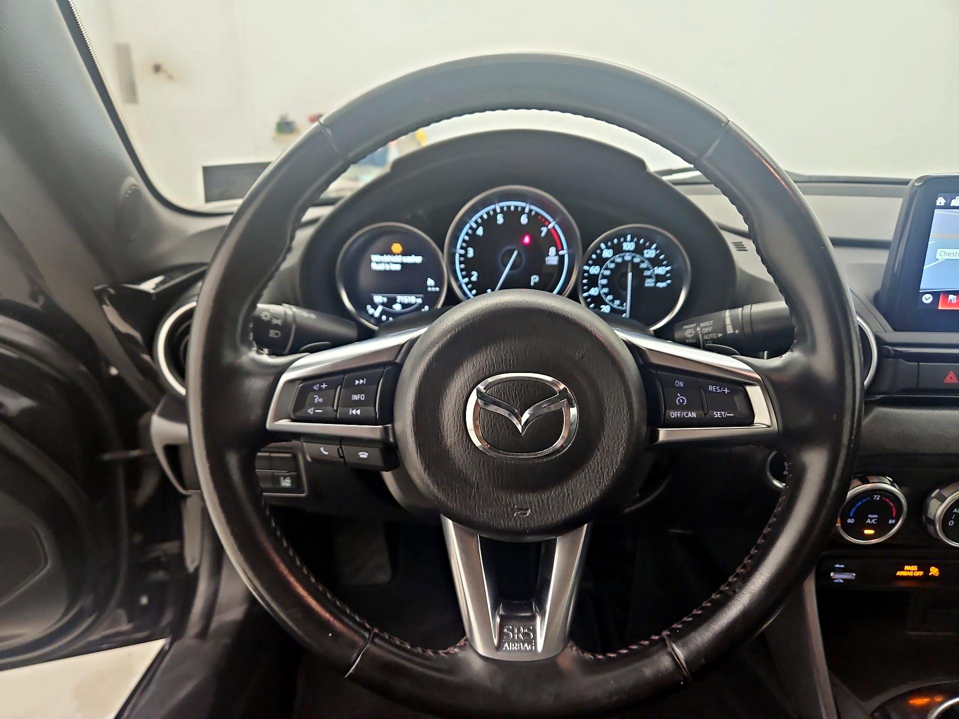 Thumbnail: 2018 Mazda MX-5 Miata - 10