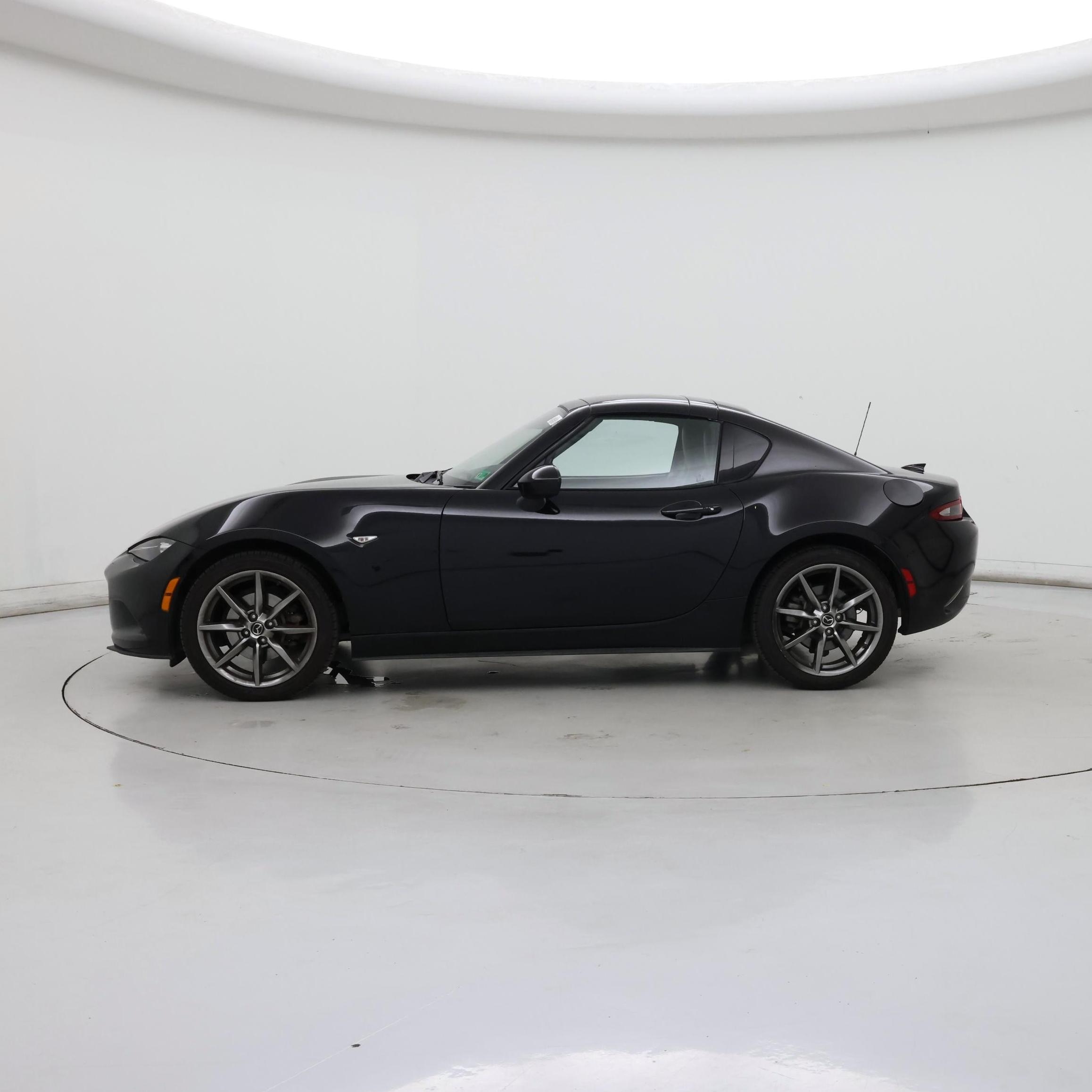 Thumbnail: 2018 Mazda MX-5 Miata - 3
