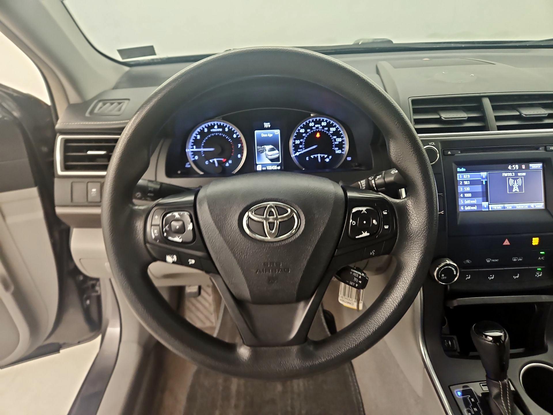 Thumbnail: 2017 Toyota Camry - 10