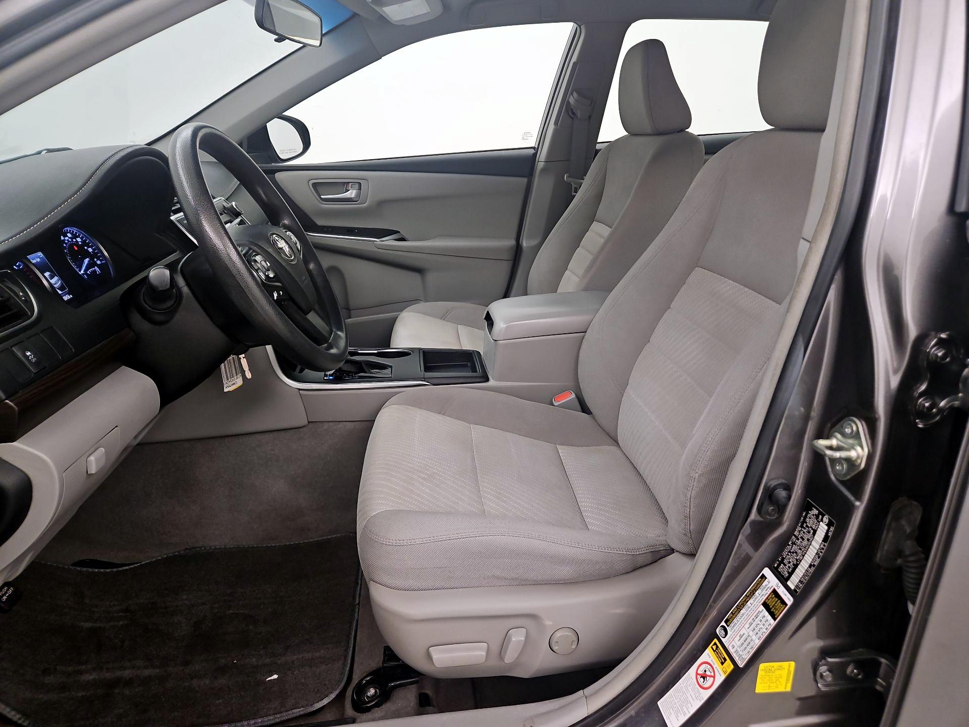 Thumbnail: 2017 Toyota Camry - 11