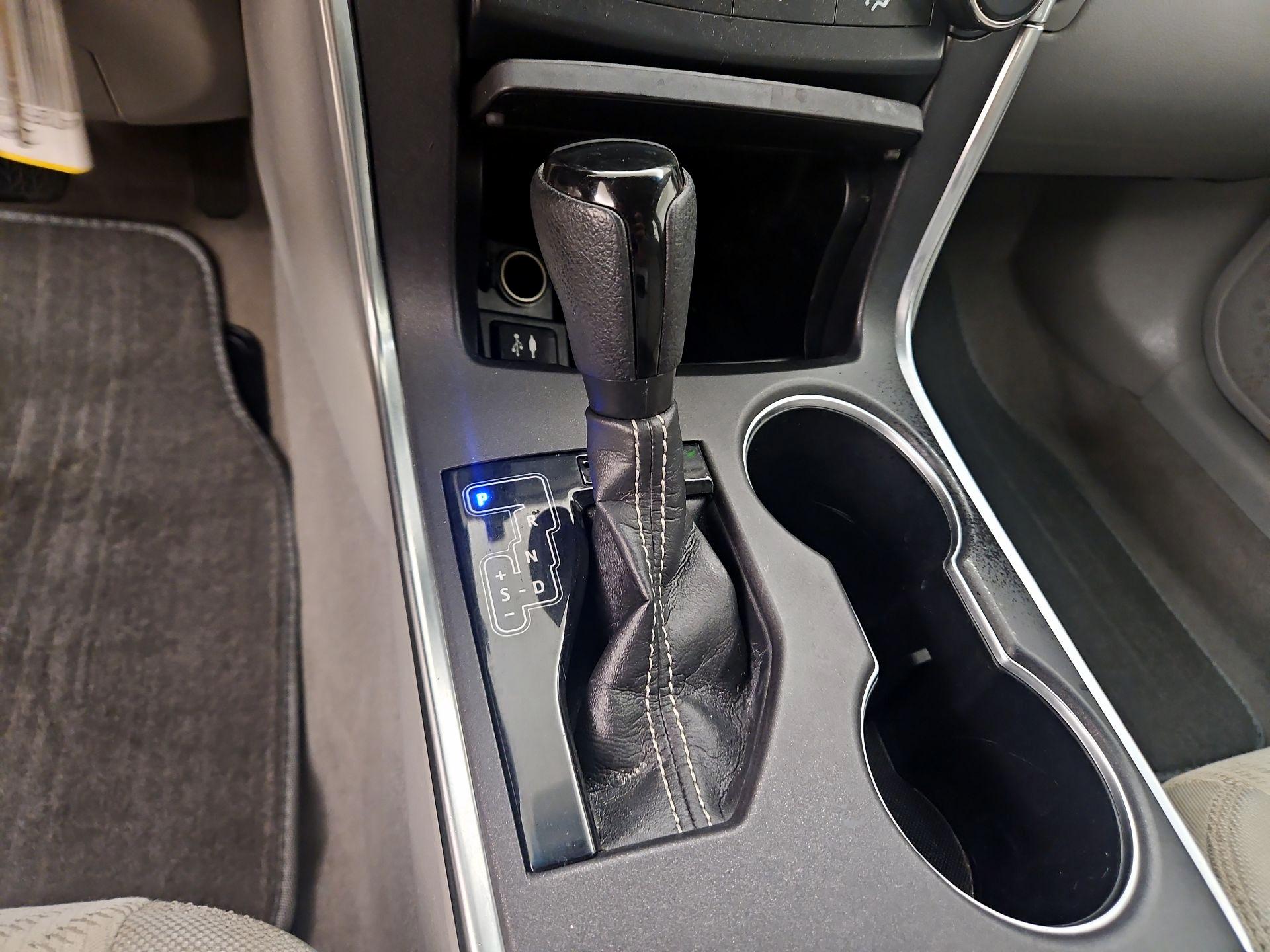Thumbnail: 2017 Toyota Camry - 17