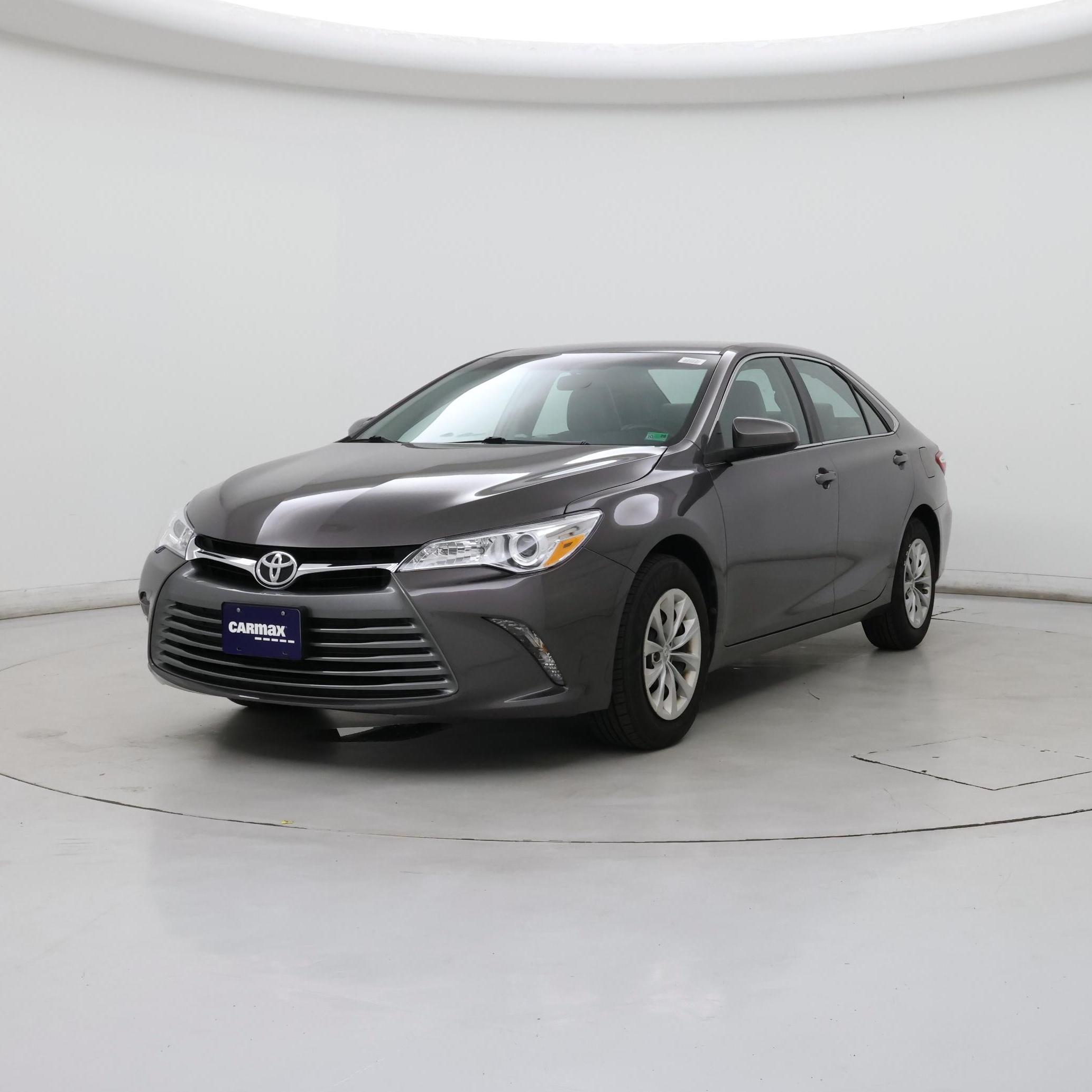 Thumbnail: 2017 Toyota Camry - 4